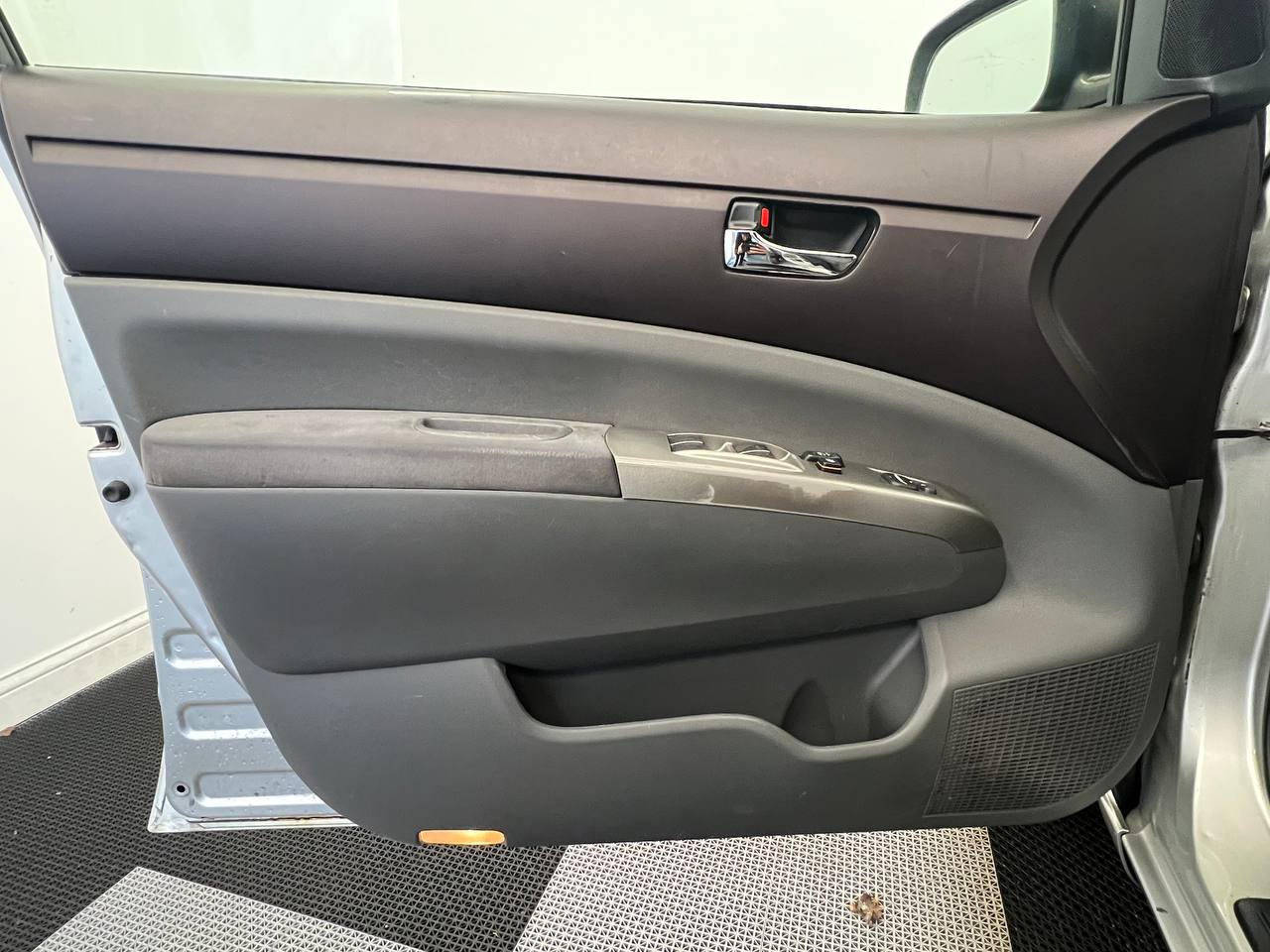 Toyota Prius 5dr HB (Natl) 2005