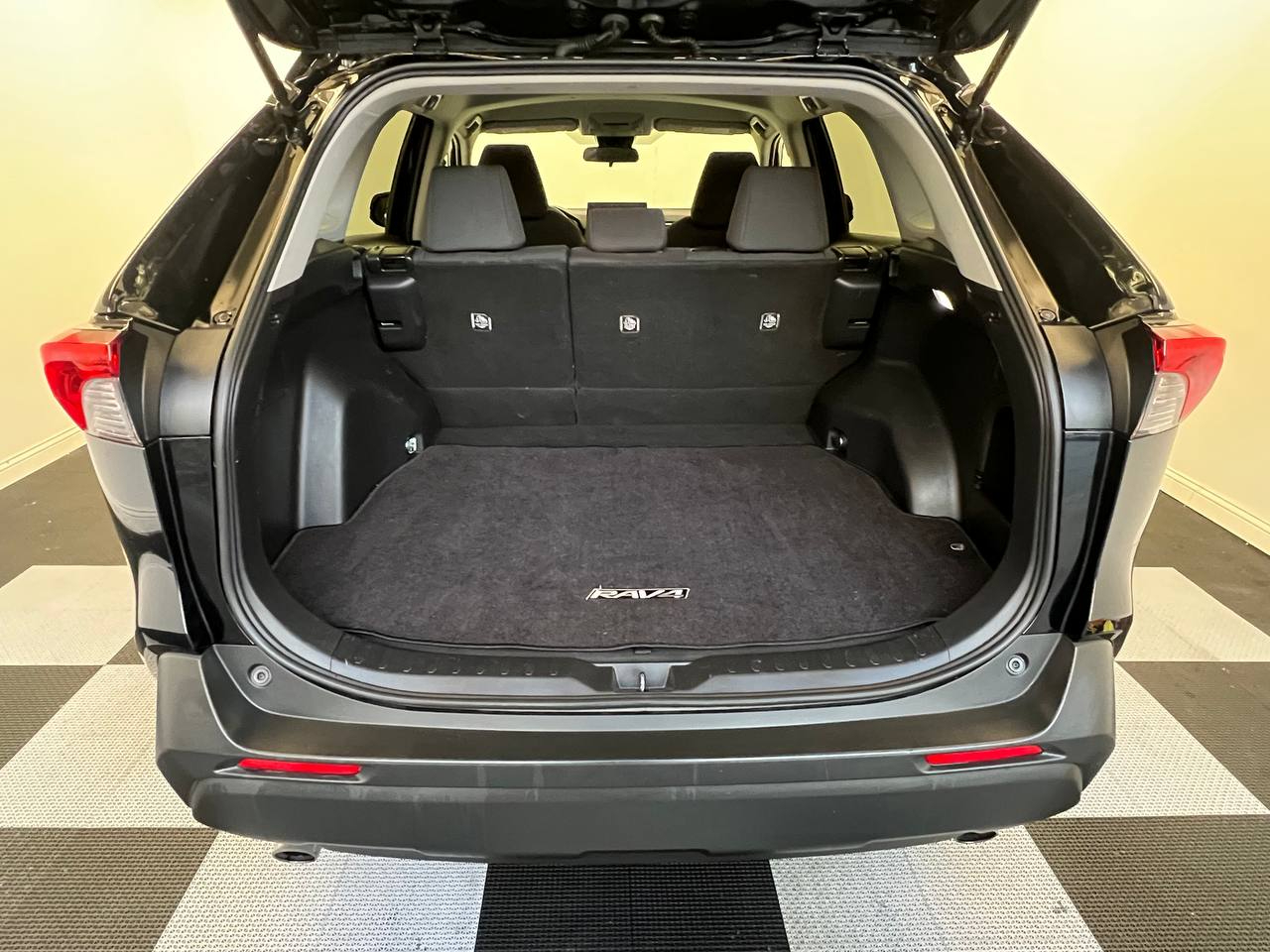 Toyota RAV4 Hybrid  2022