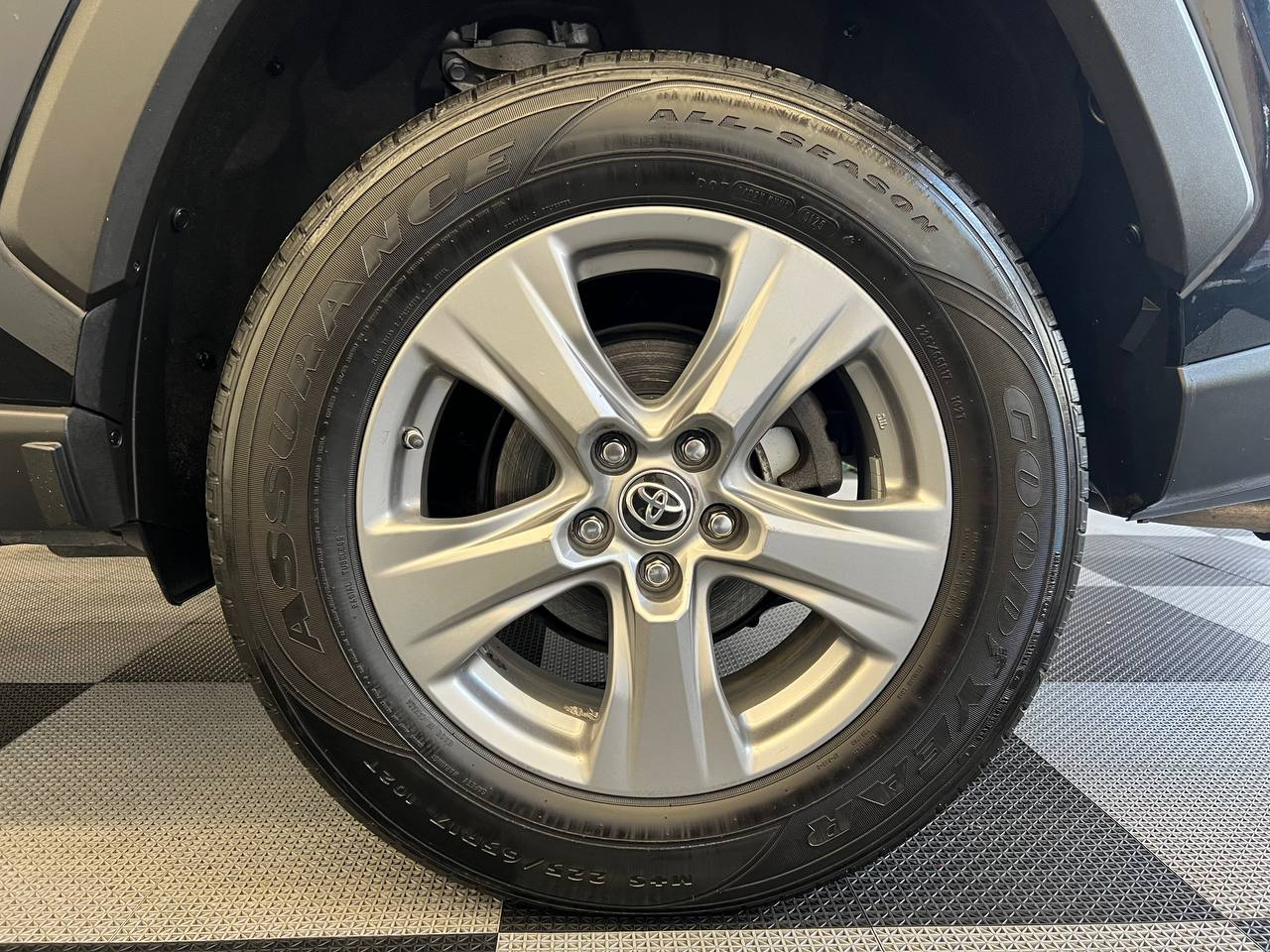 Toyota RAV4 Hybrid  2022