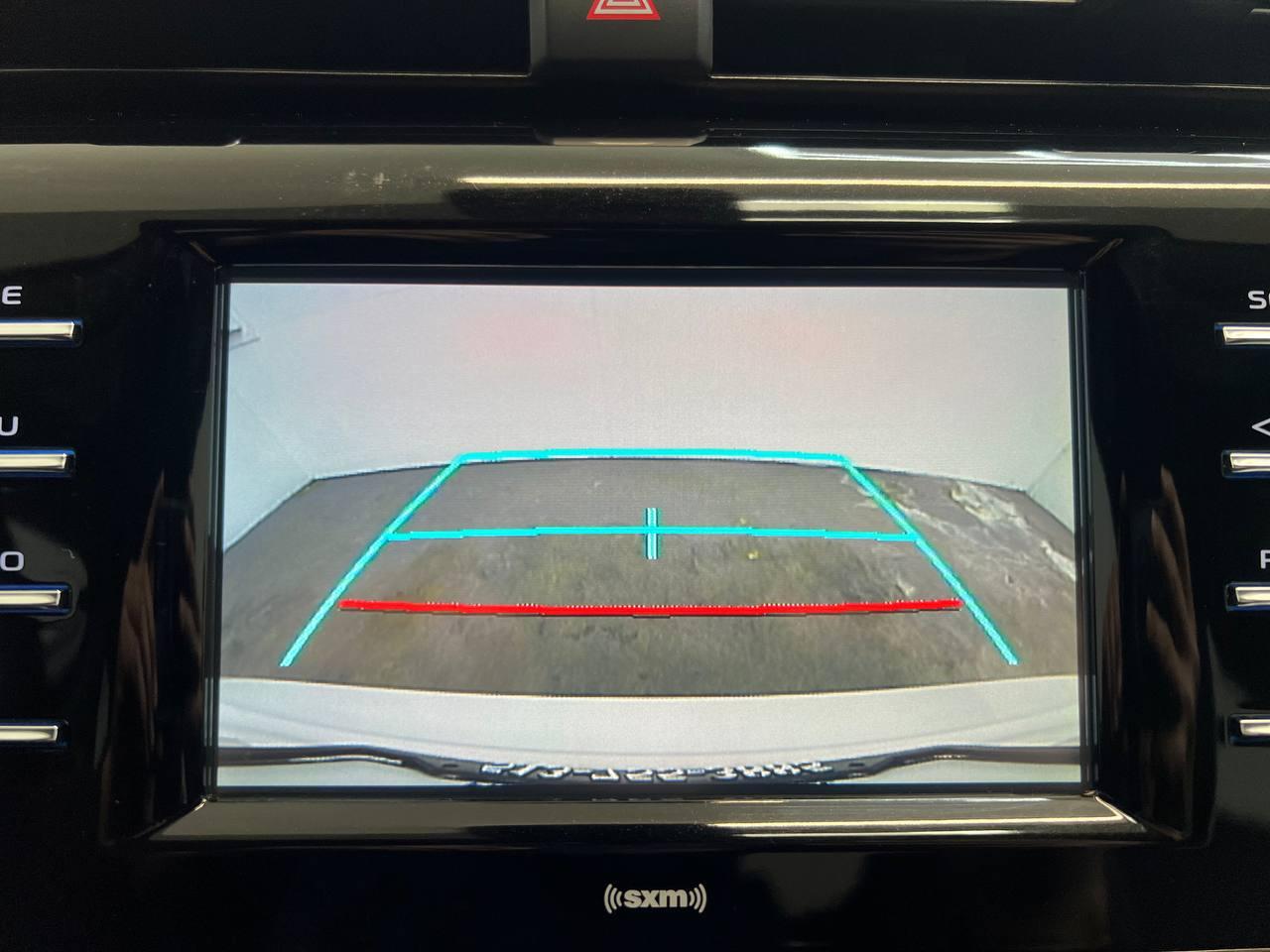 Toyota Camry SE 2020