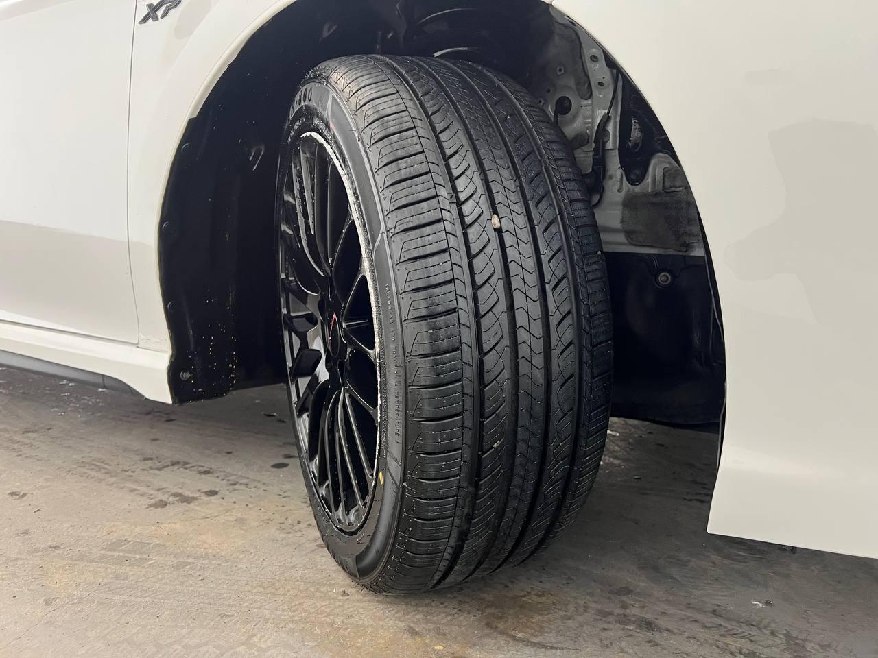 Toyota Camry SE 2020