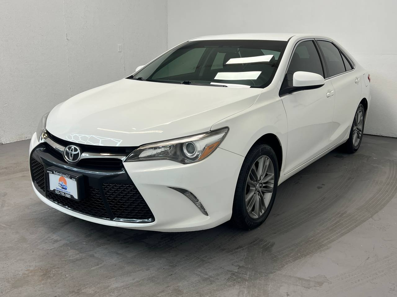 2017 Toyota Camry XLE Auto (Natl)