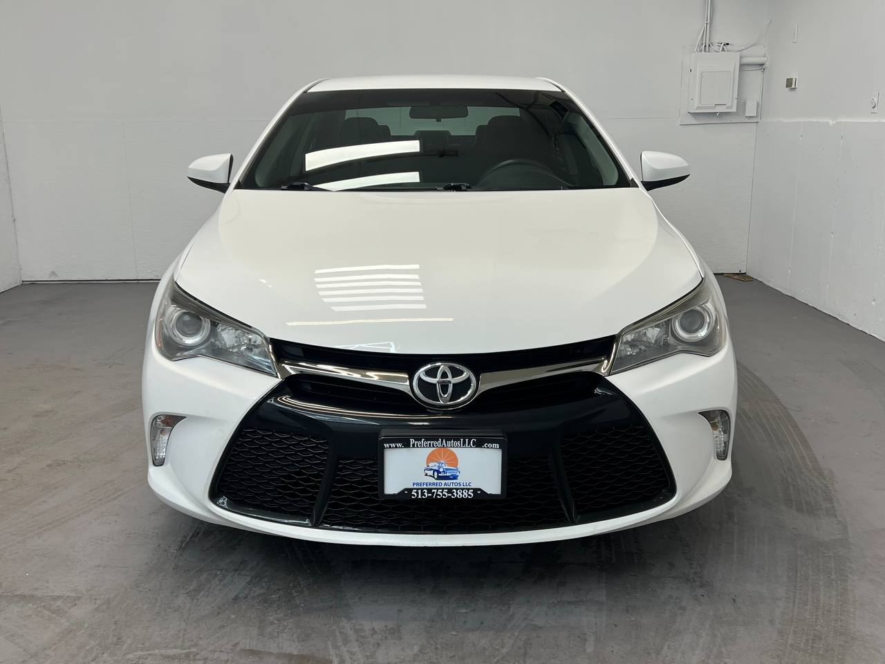 Toyota Camry XLE Auto (Natl) 2017