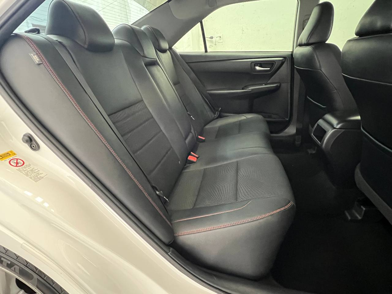 Toyota Camry XLE Auto (Natl) 2017