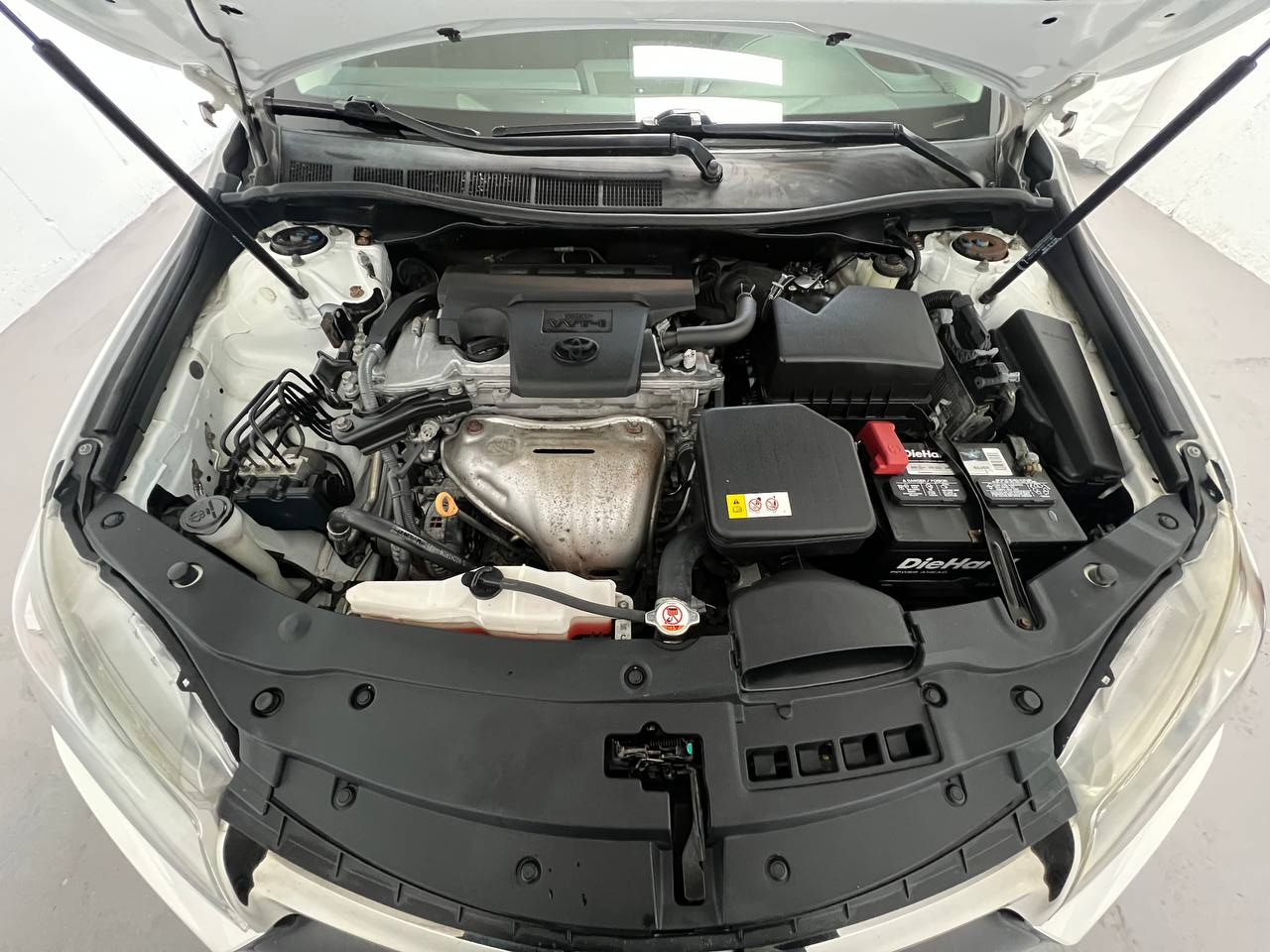 Toyota Camry XLE Auto (Natl) 2017