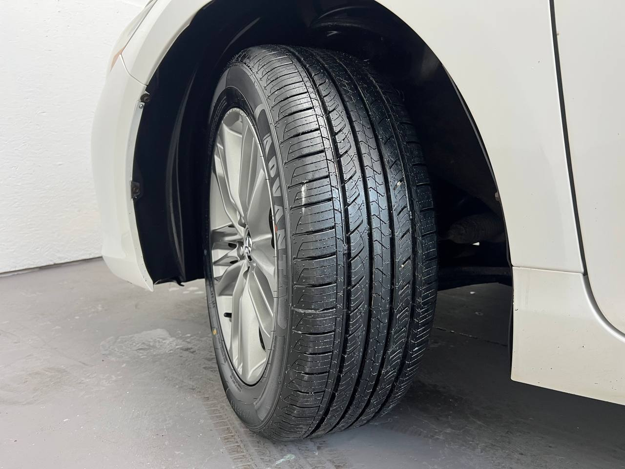 Toyota Camry XLE Auto (Natl) 2017