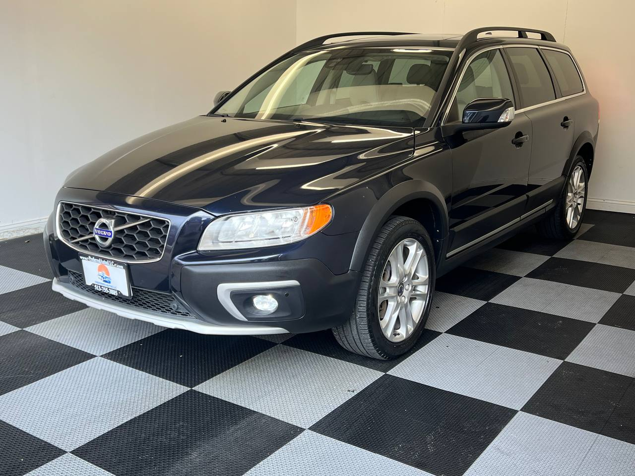 2016 Volvo XC70 FWD 4dr Wgn T5 Drive-E Premier