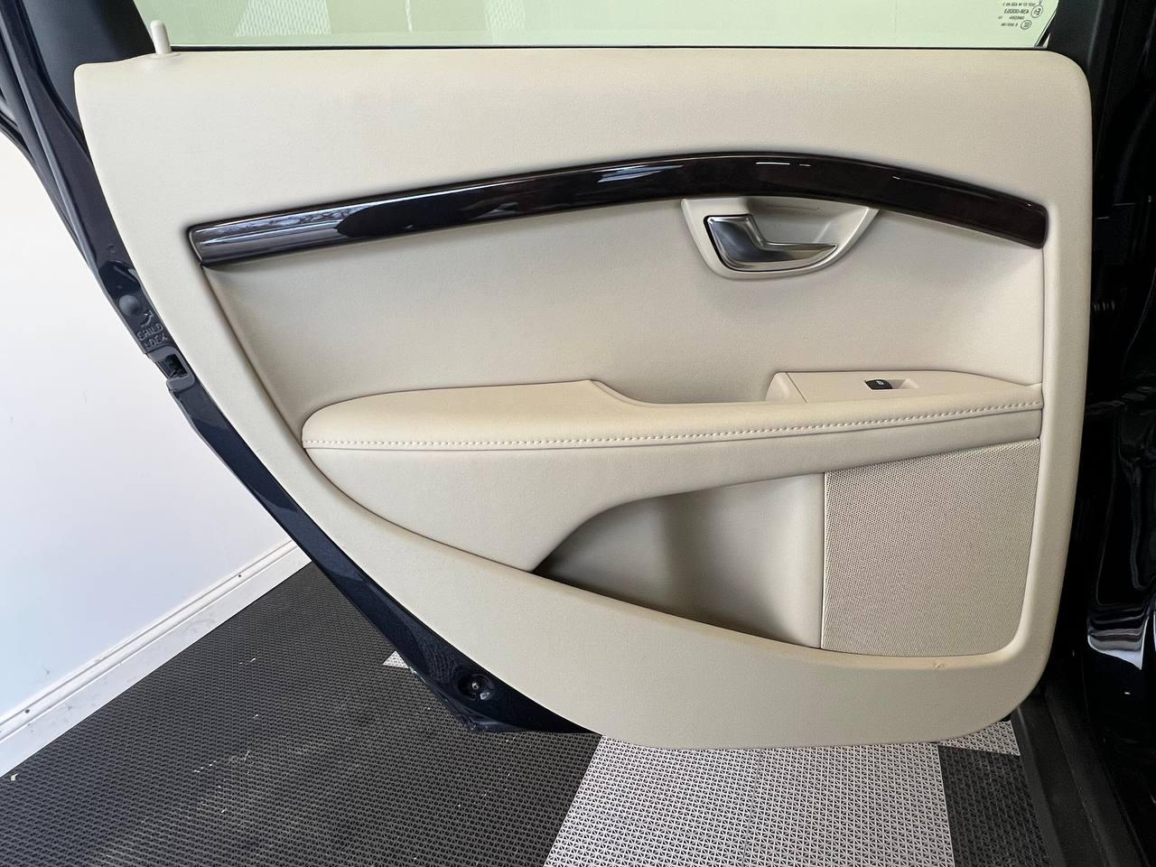 Volvo XC70 FWD 4dr Wgn T5 Drive-E Premier 2016