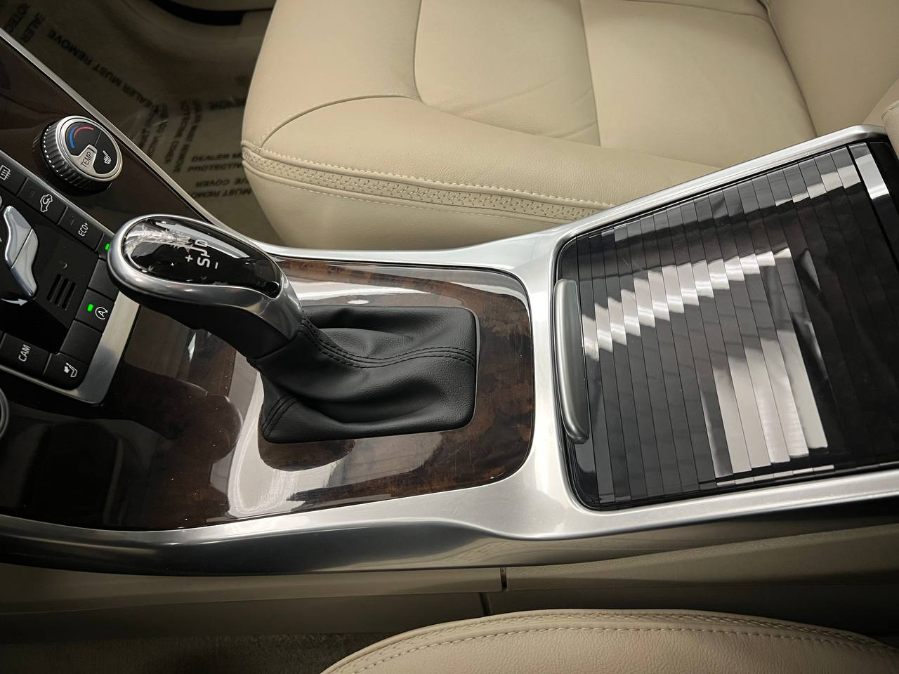 Volvo XC70 FWD 4dr Wgn T5 Drive-E Premier 2016