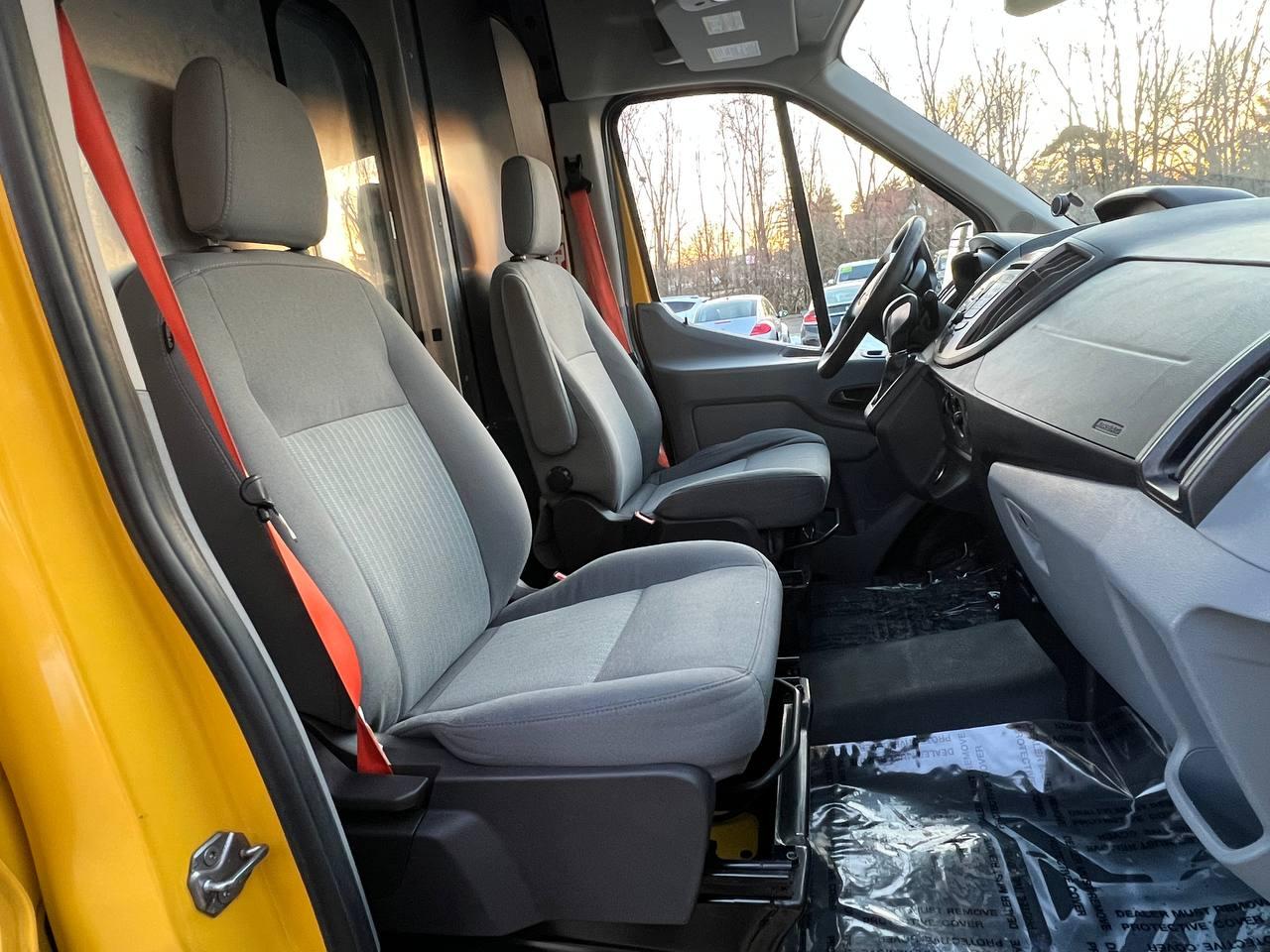 Ford Transit Van T-250 148" EL Hi Rf 9000 GVWR Sliding RH Dr 2019