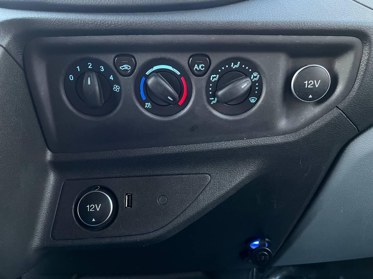 Ford Transit Van T-250 148" EL Hi Rf 9000 GVWR Sliding RH Dr 2019