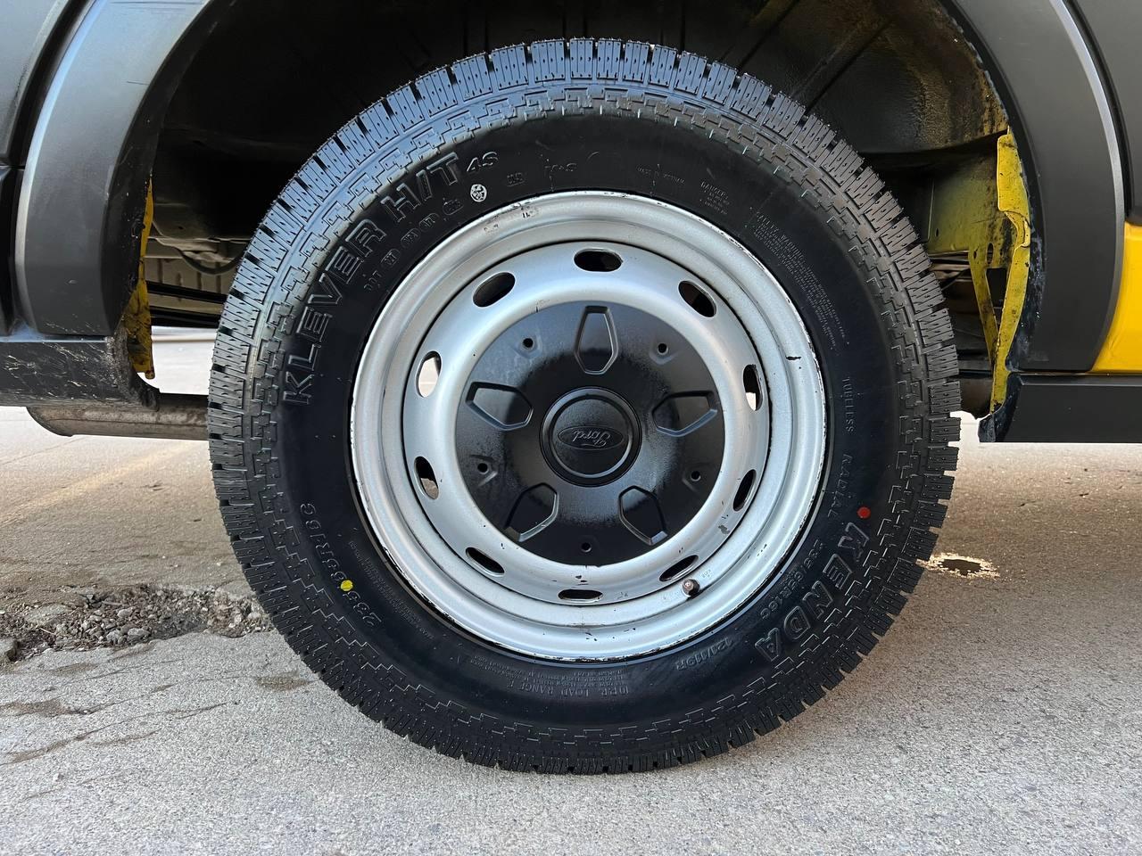 Ford Transit Van T-250 148" EL Hi Rf 9000 GVWR Sliding RH Dr 2019