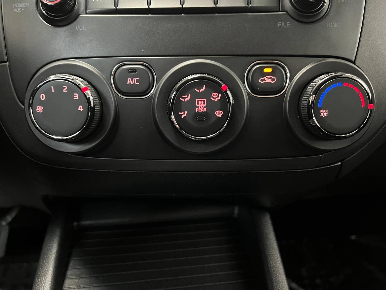 Kia Forte5 LX Auto 2017