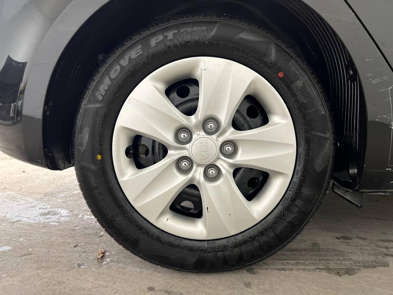 Kia Forte5 LX Auto 2017