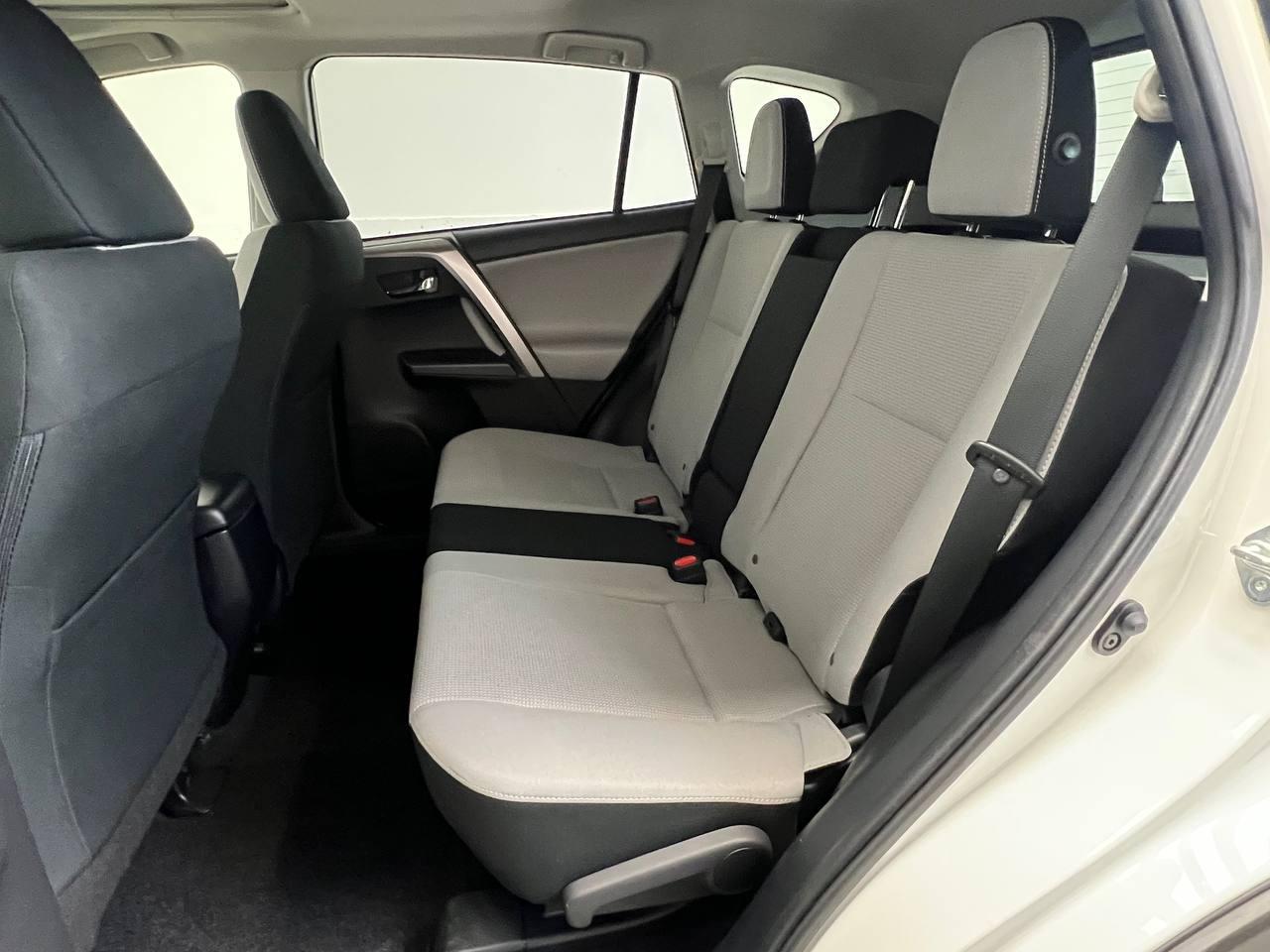 Toyota RAV4 XLE AWD 2018