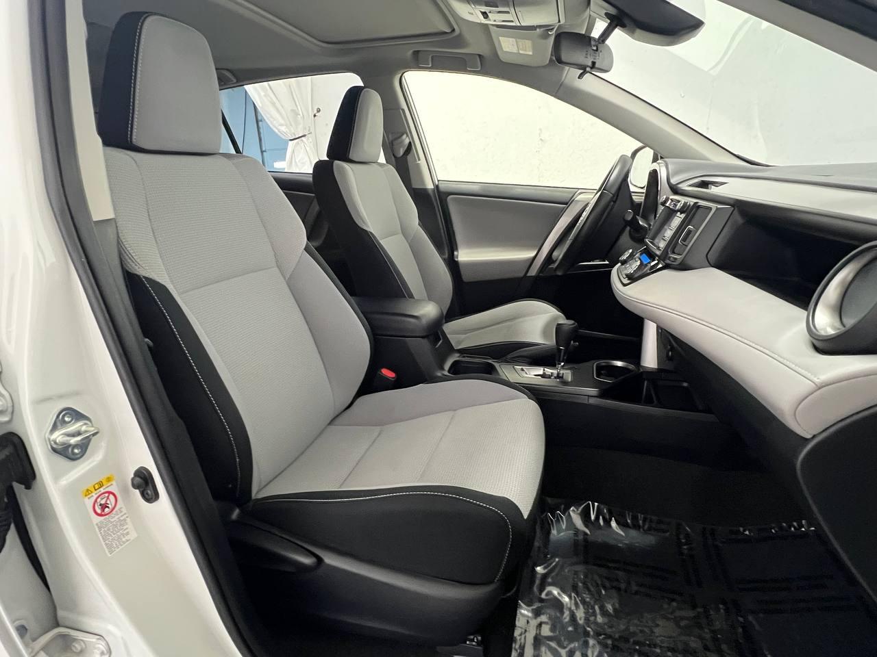 Toyota RAV4 XLE AWD 2018