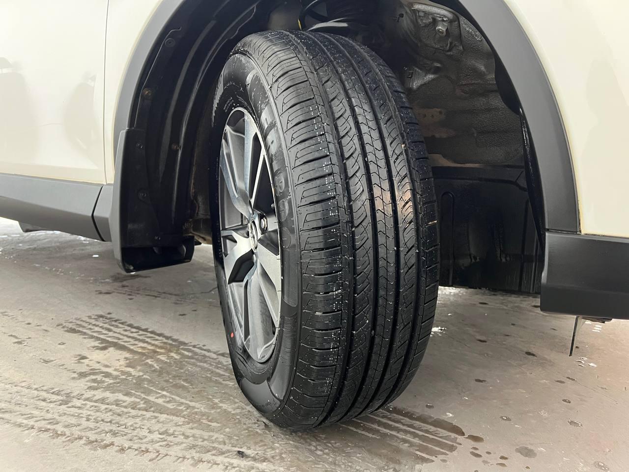 Toyota RAV4 XLE AWD 2018