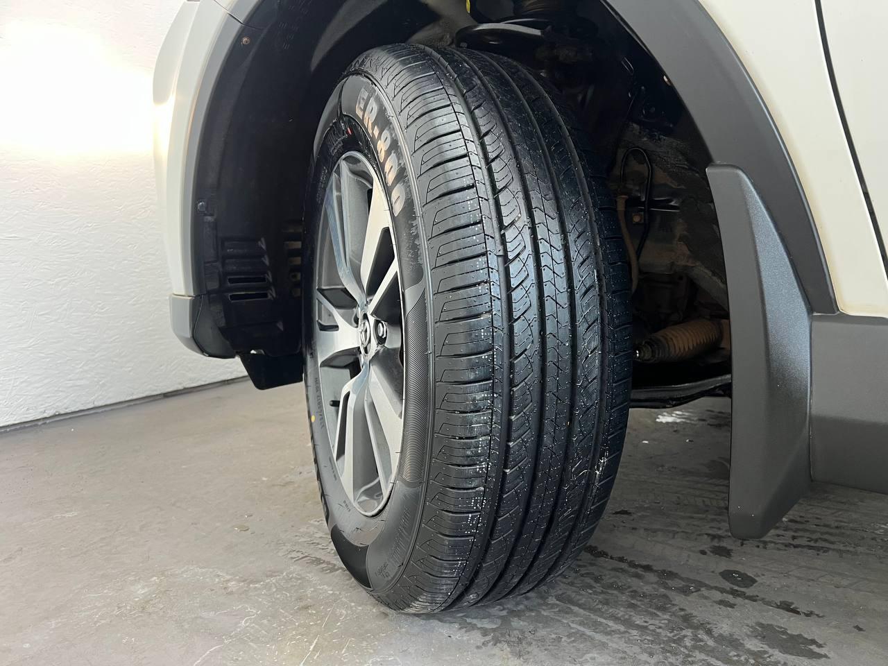 Toyota RAV4 XLE AWD 2018