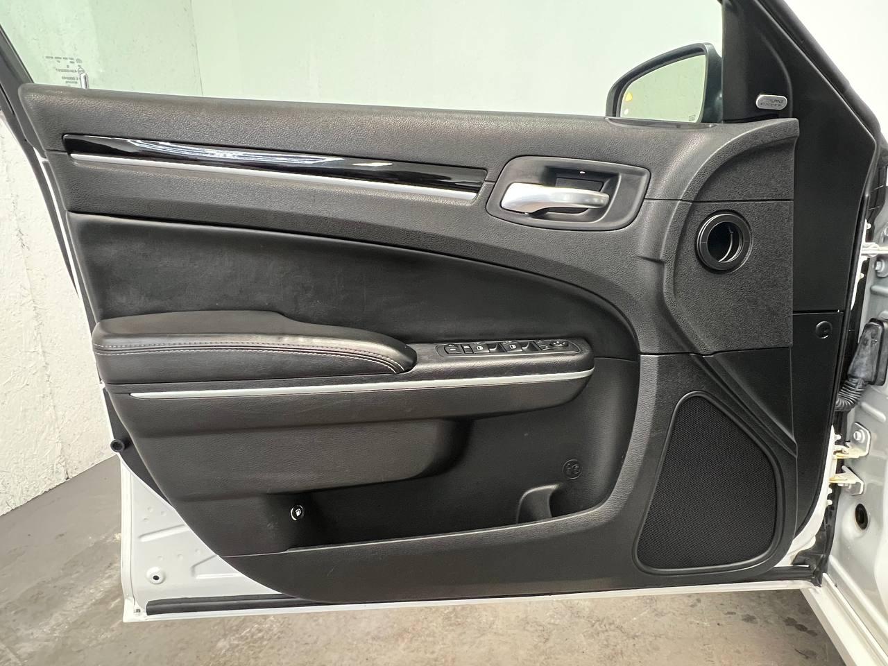 Chrysler 300 300S RWD 2021