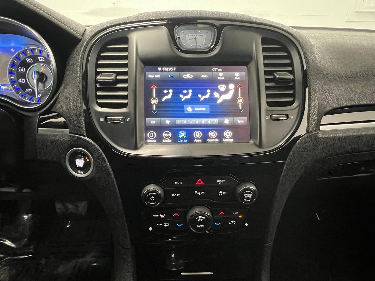 Chrysler 300 300S RWD 2021