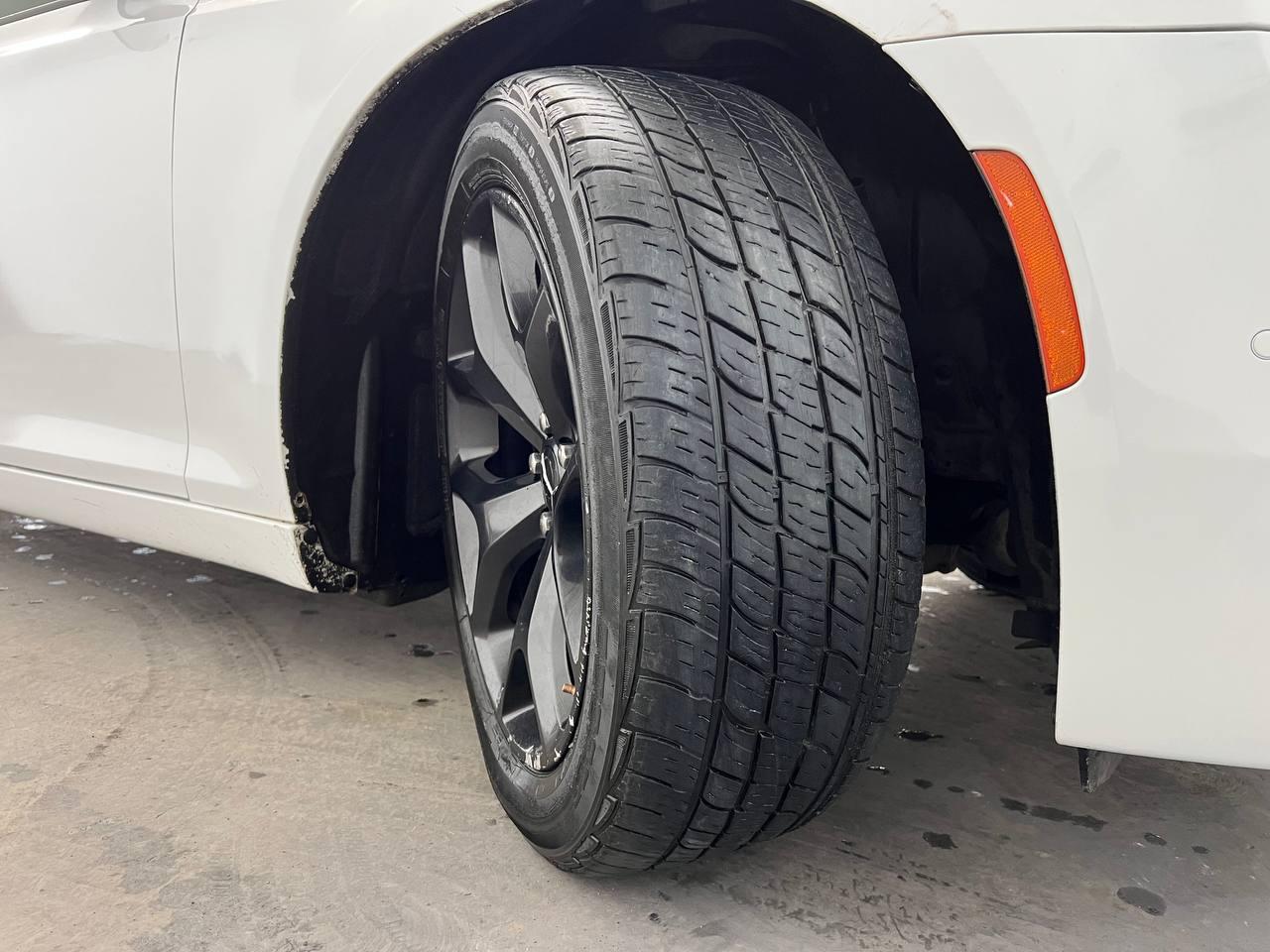 Chrysler 300 300S RWD 2021