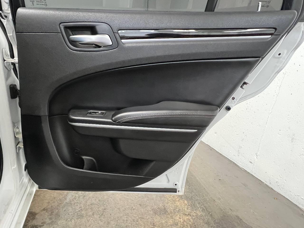 Chrysler 300 300S RWD 2021