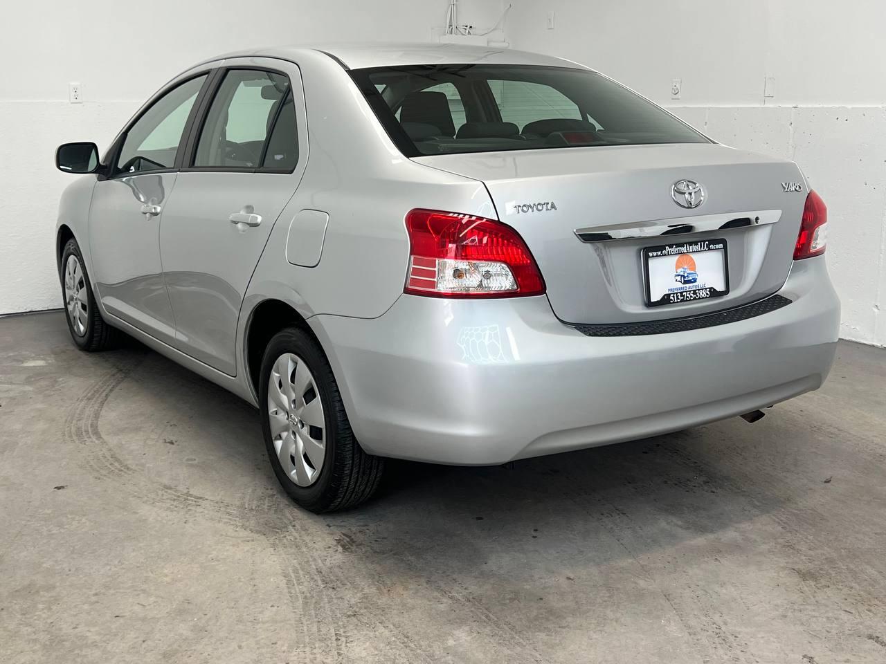 Toyota Yaris Sedan 2010