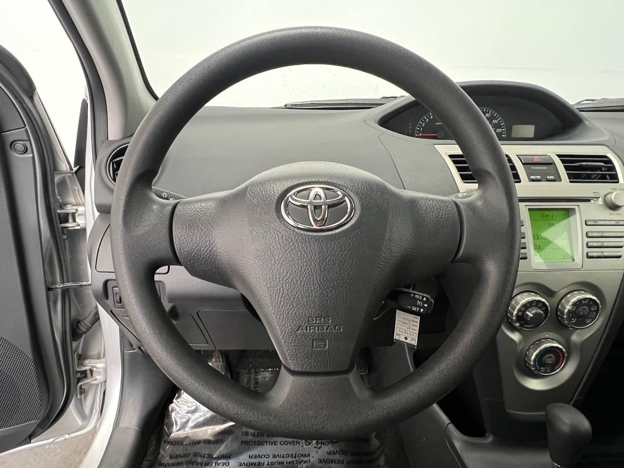 Toyota Yaris Sedan 2010