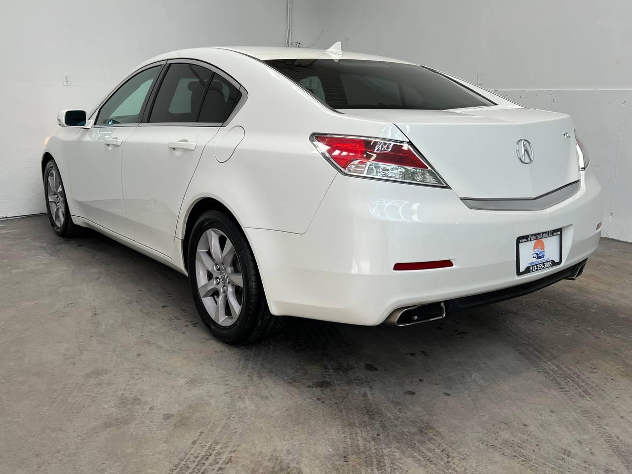 Acura TL 4dr Sdn Auto 2WD 2014