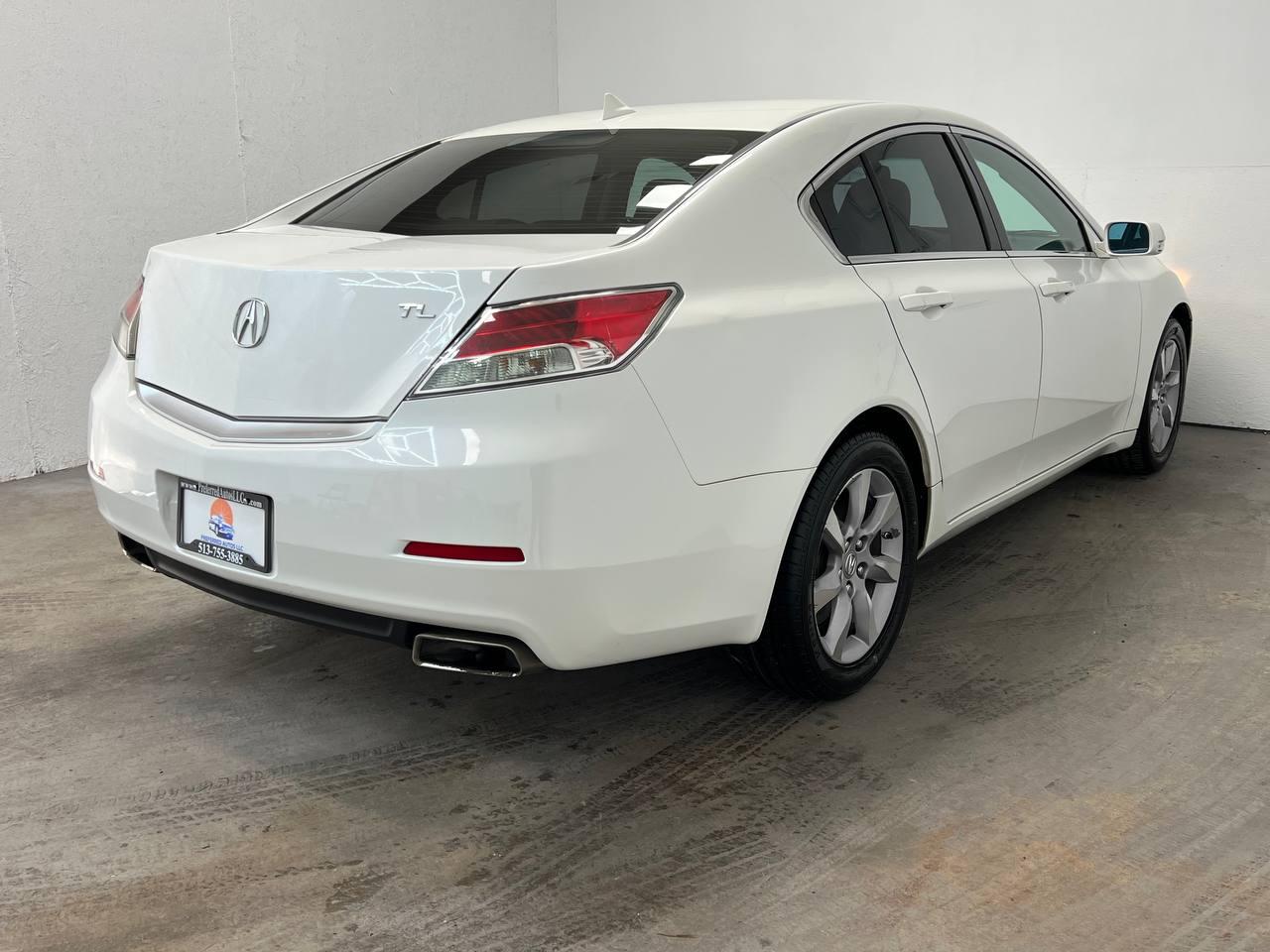 Acura TL 4dr Sdn Auto 2WD 2014