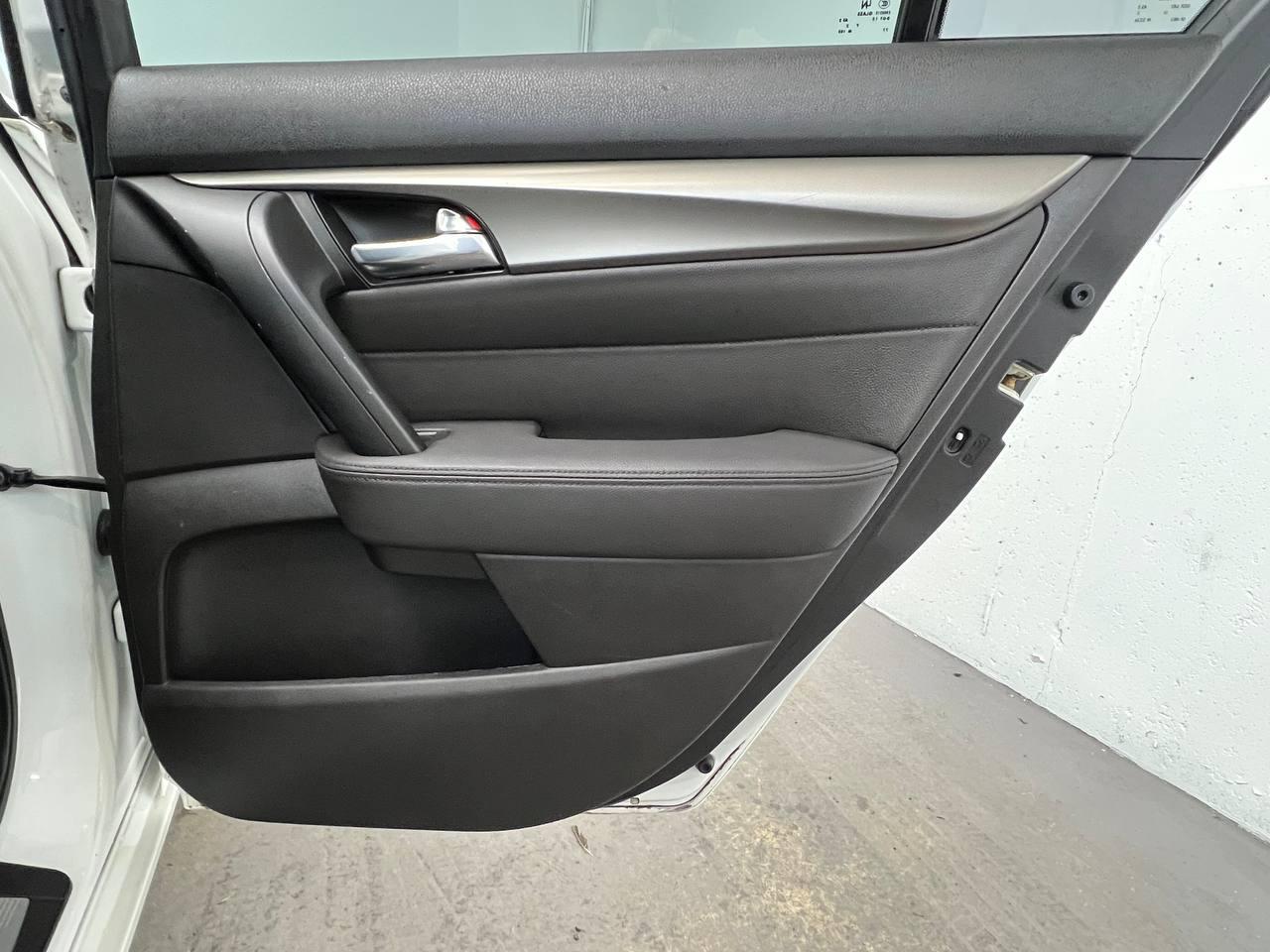 Acura TL 4dr Sdn Auto 2WD 2014