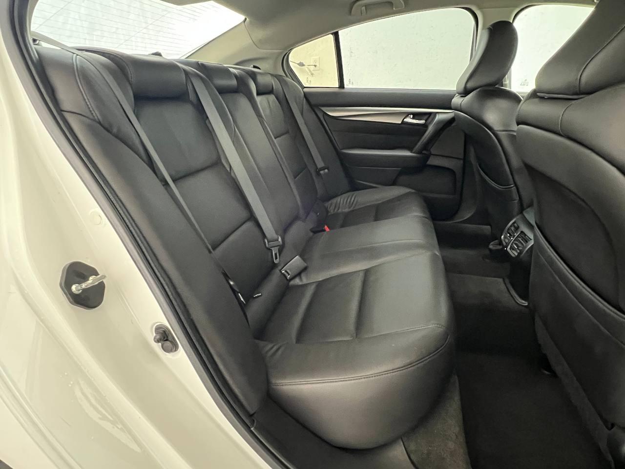 Acura TL 4dr Sdn Auto 2WD 2014