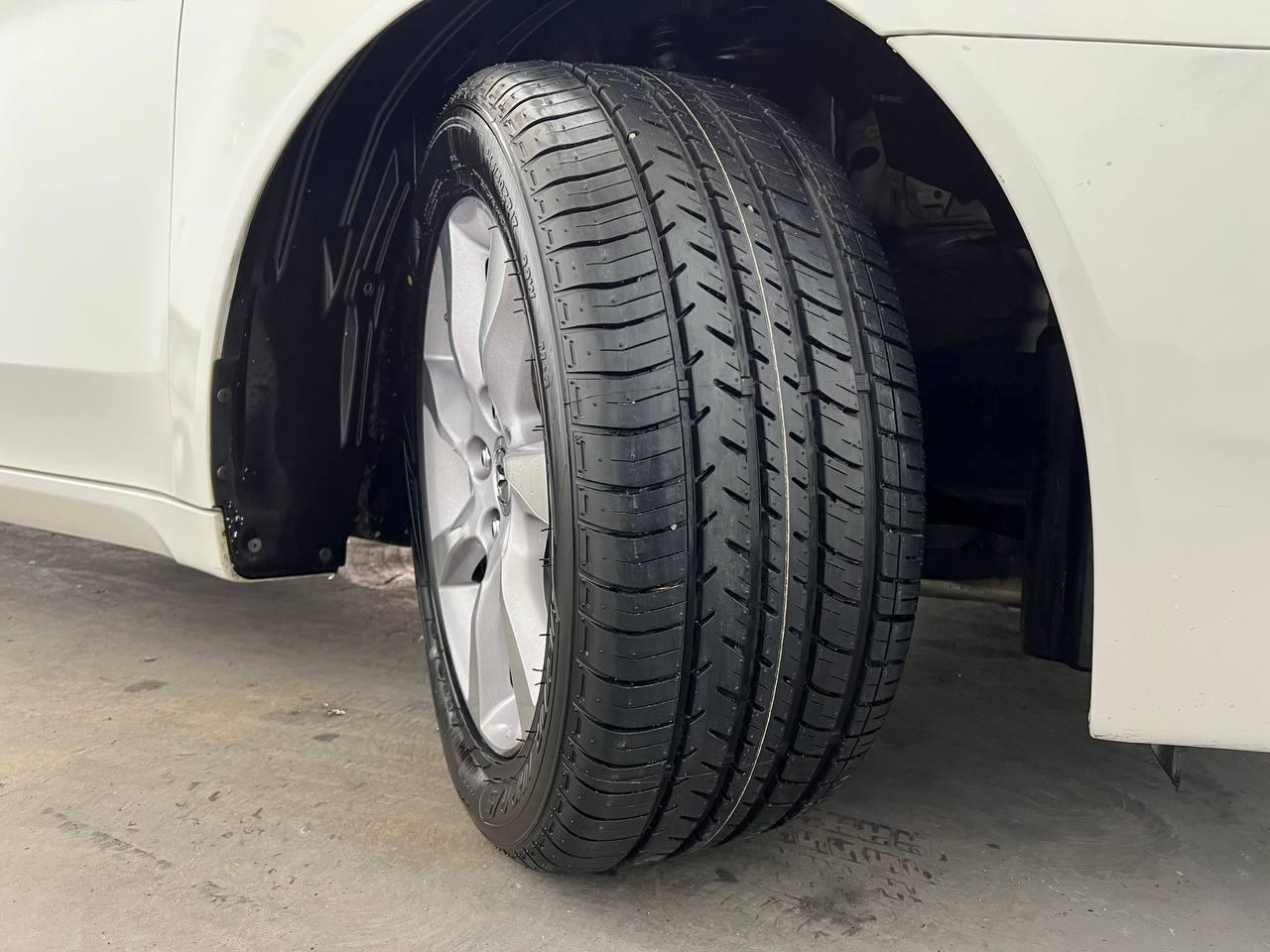 Acura TL 4dr Sdn Auto 2WD 2014