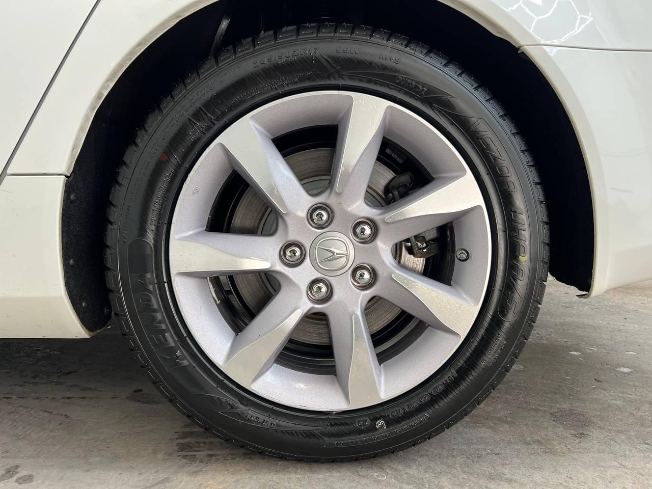 Acura TL 4dr Sdn Auto 2WD 2014