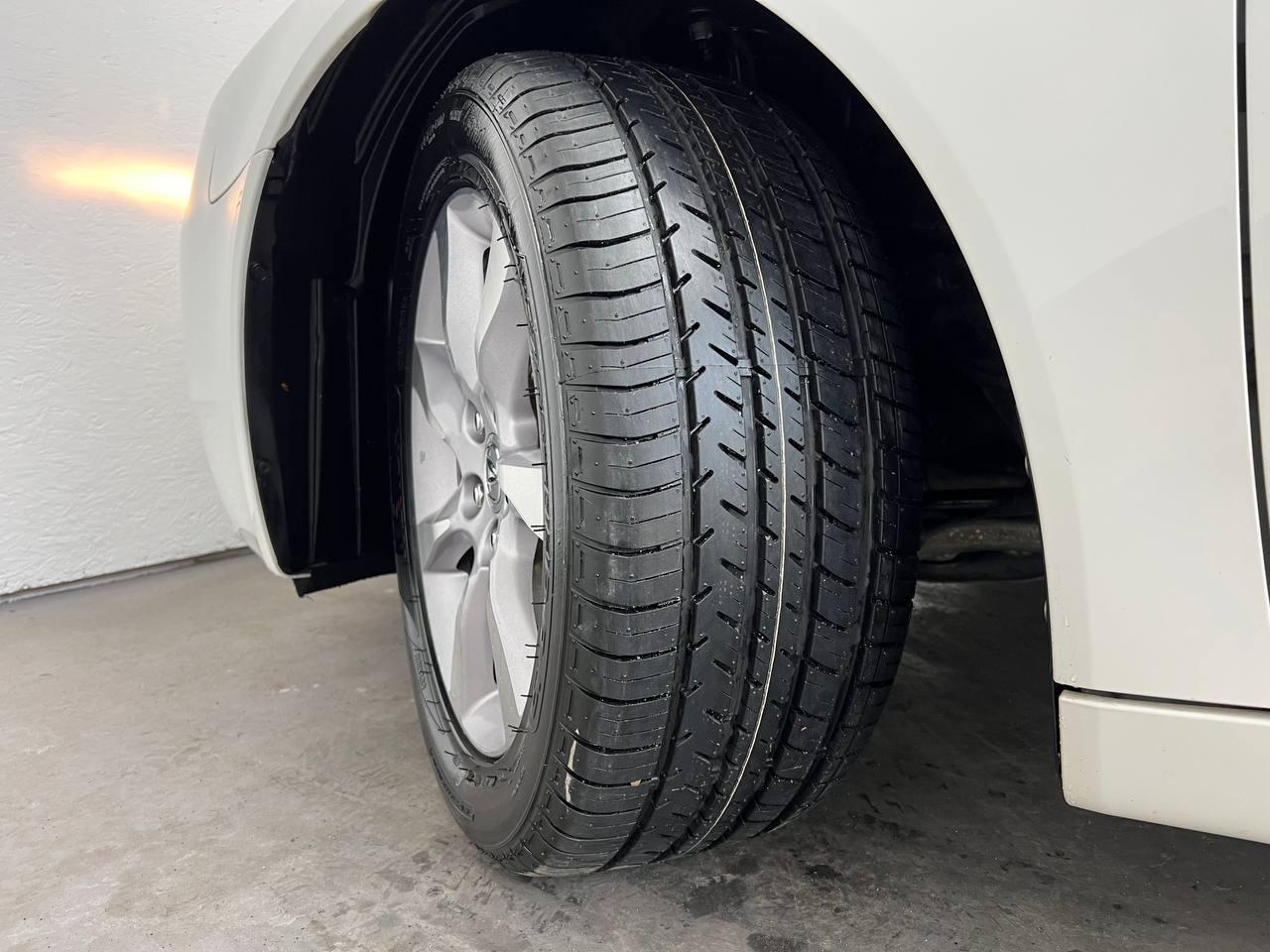 Acura TL 4dr Sdn Auto 2WD 2014