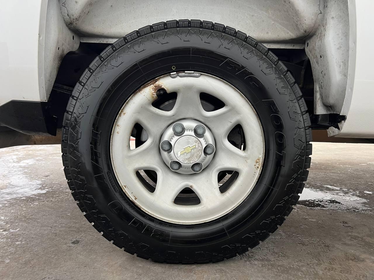 Chevrolet Silverado 1500 2WD Double Cab 143.5" Work Truck 2017