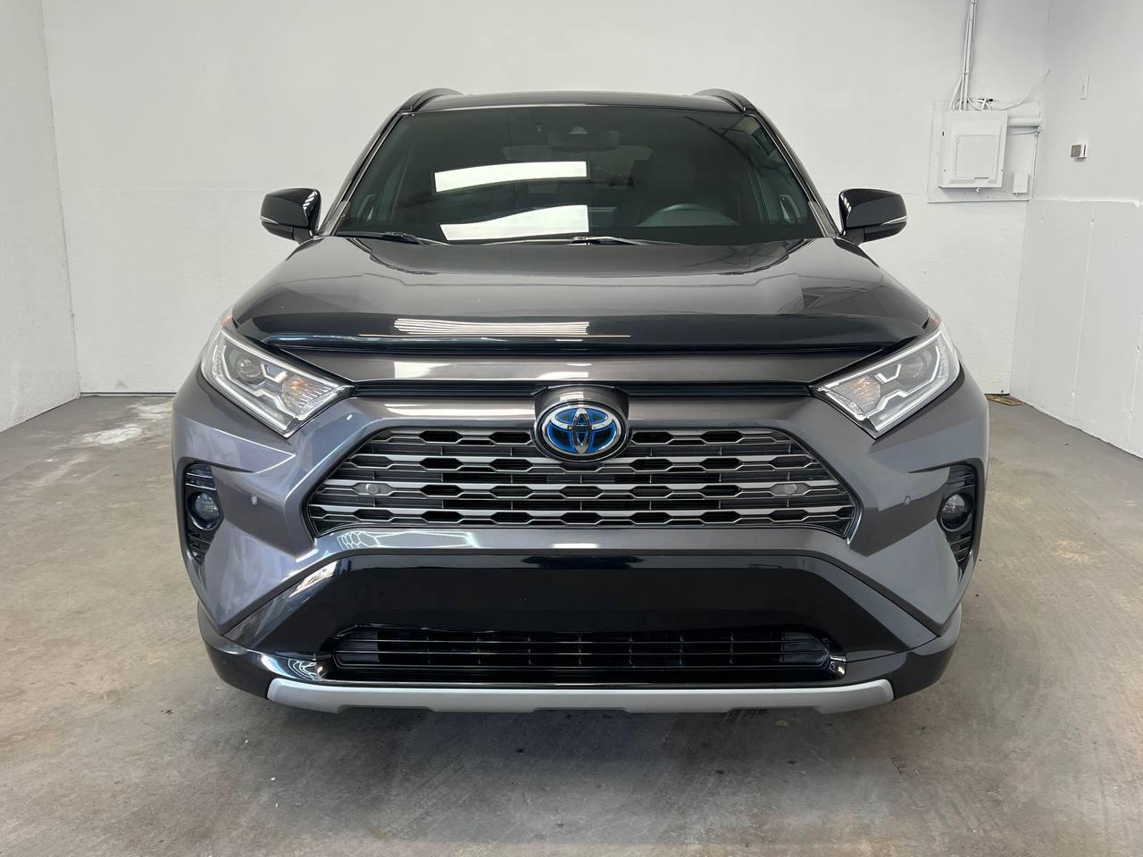 Toyota RAV4 Hybrid XSE AWD 2021