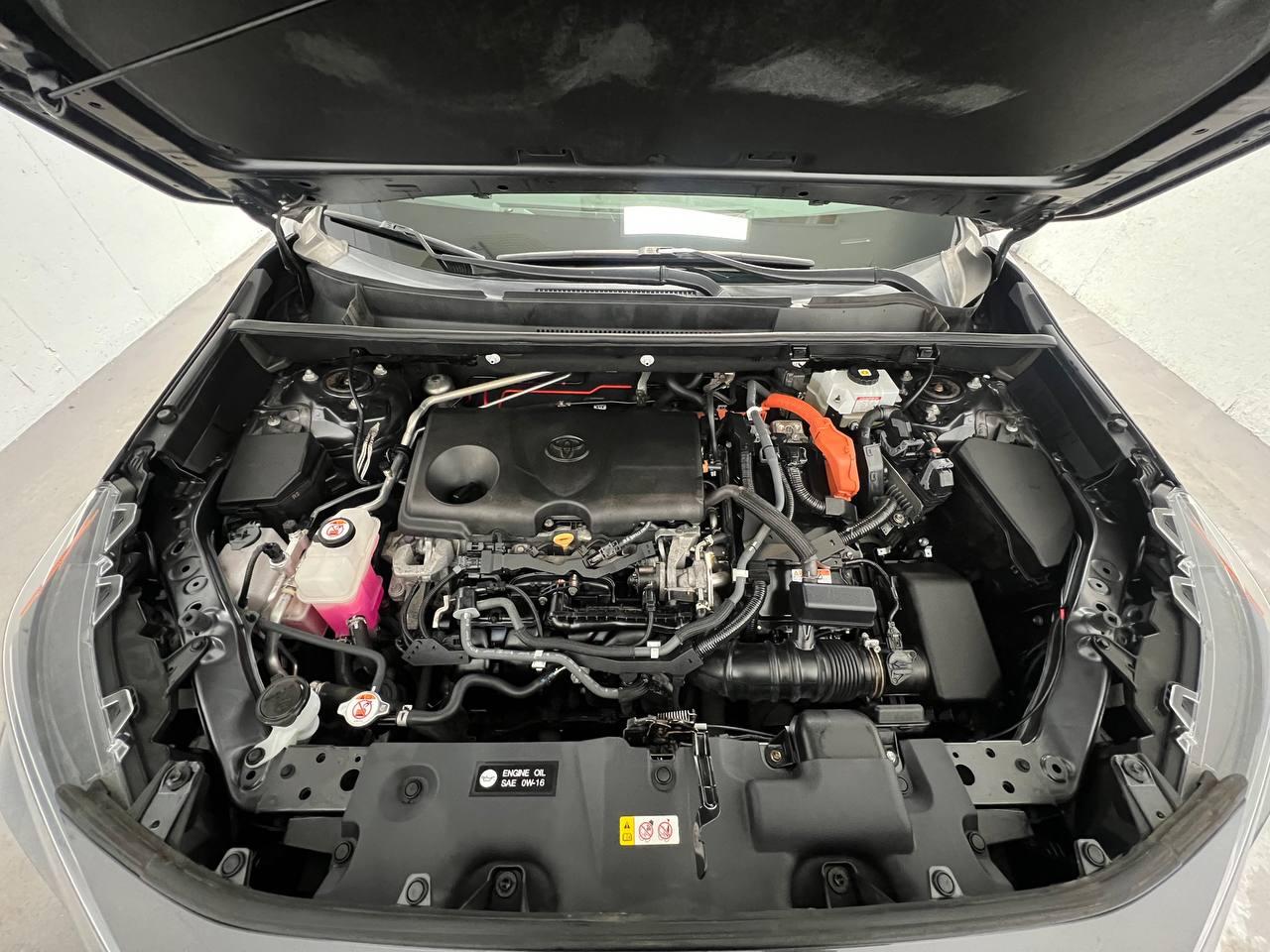 Toyota RAV4 Hybrid XSE AWD 2021