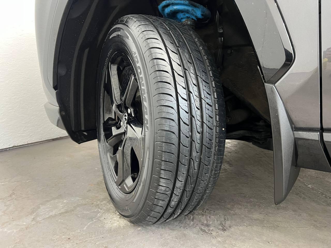 Toyota RAV4 Hybrid XSE AWD 2021