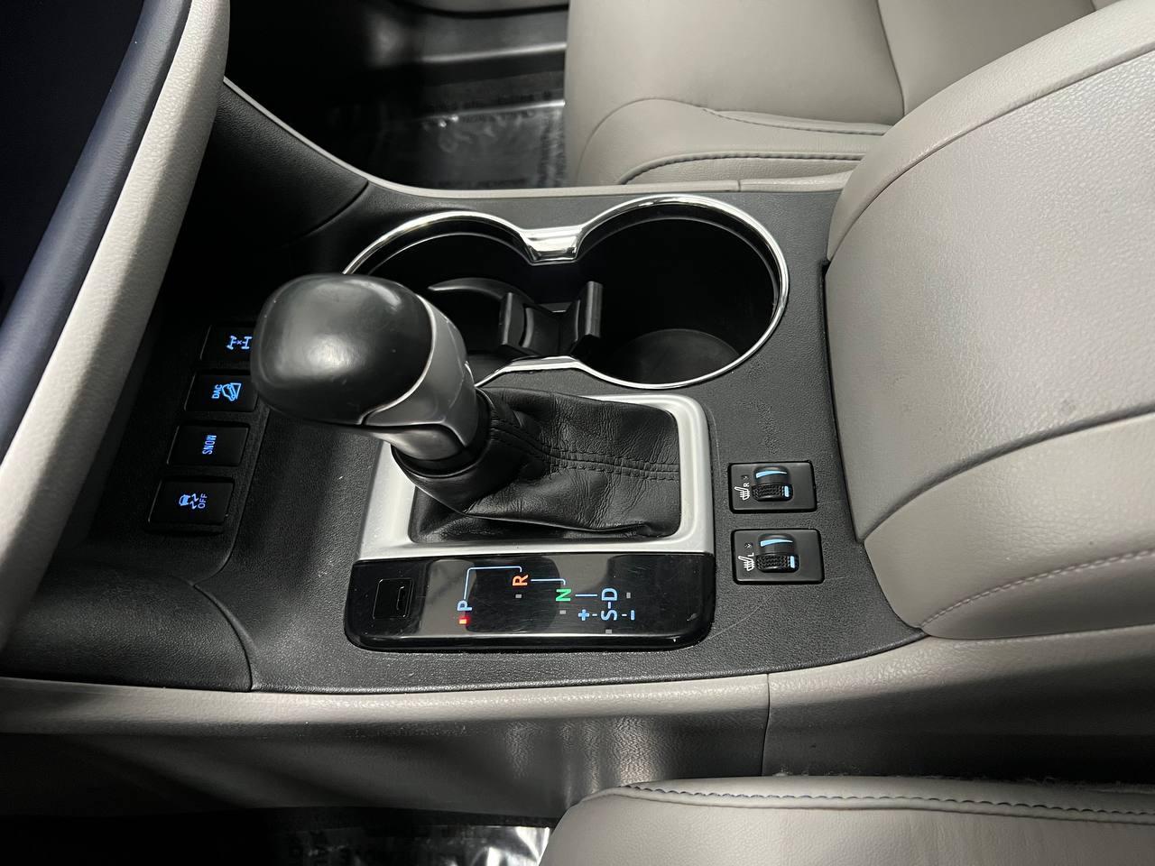 Toyota Highlander XLE V6 AWD (Natl) 2017