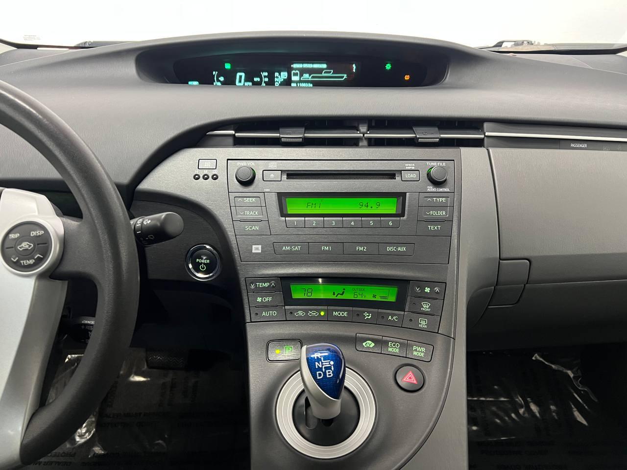 Toyota Prius 5dr HB III (Natl) 2010