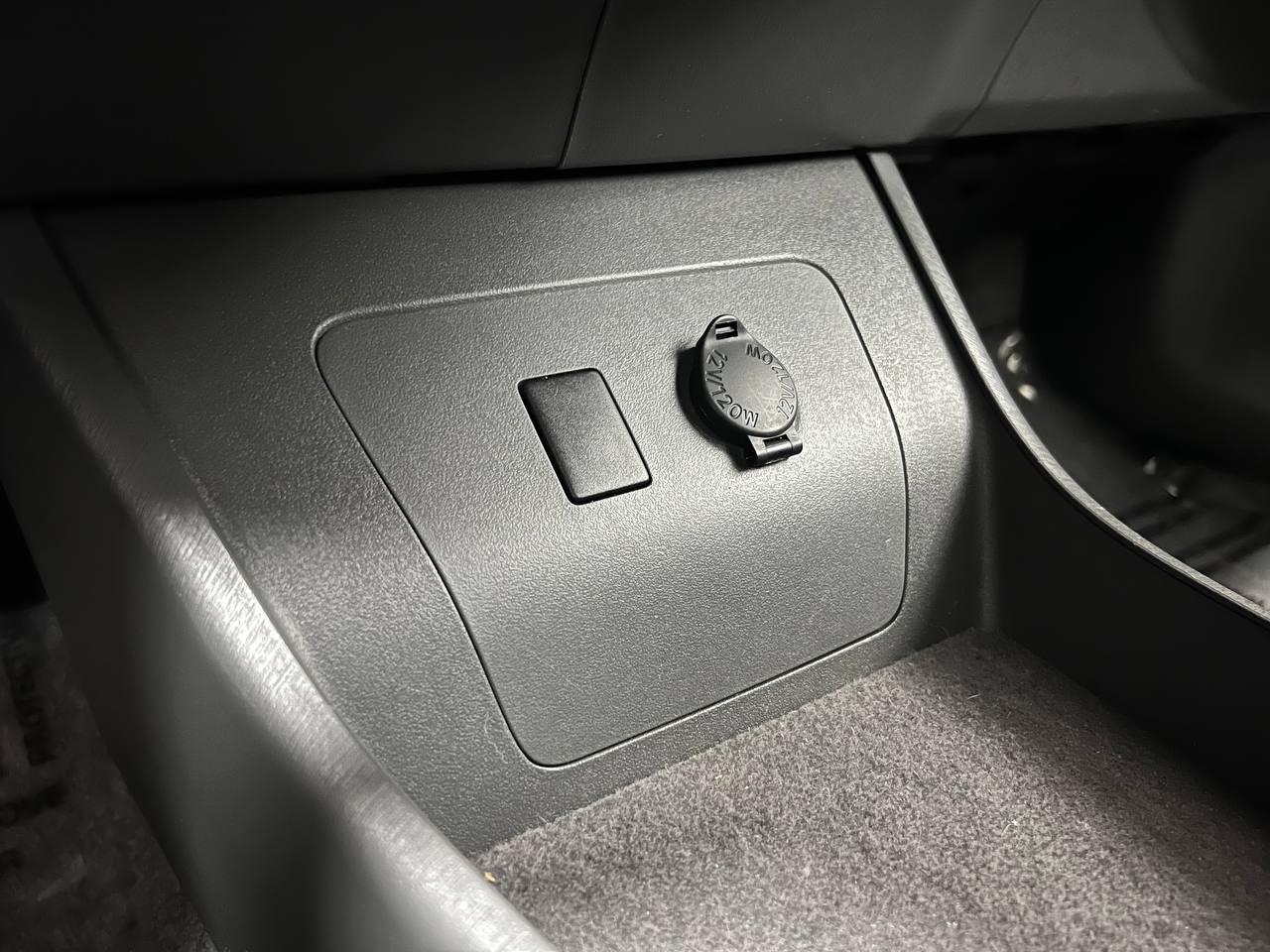 Toyota Prius 5dr HB III (Natl) 2010