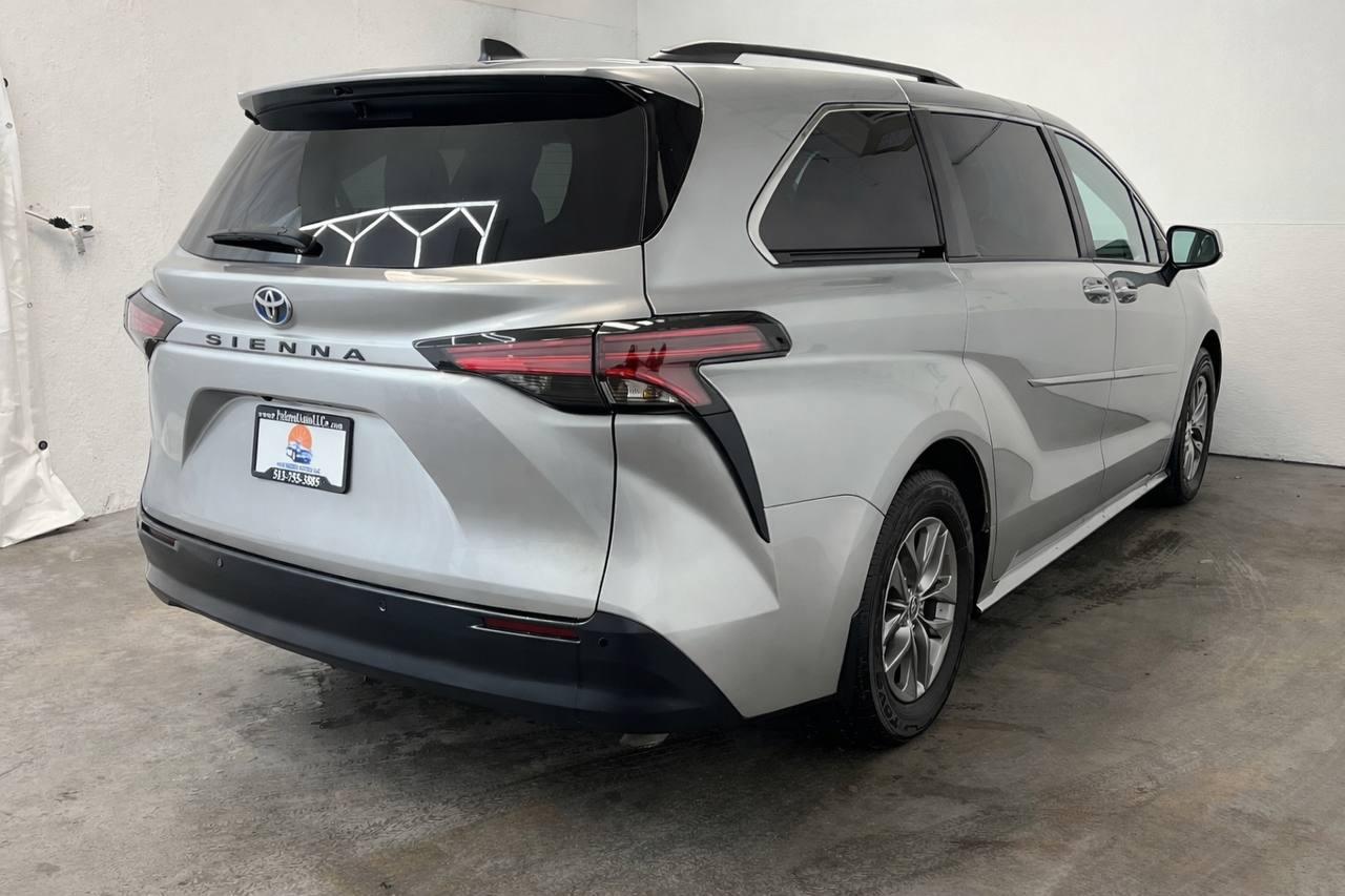 Toyota Sienna  2022