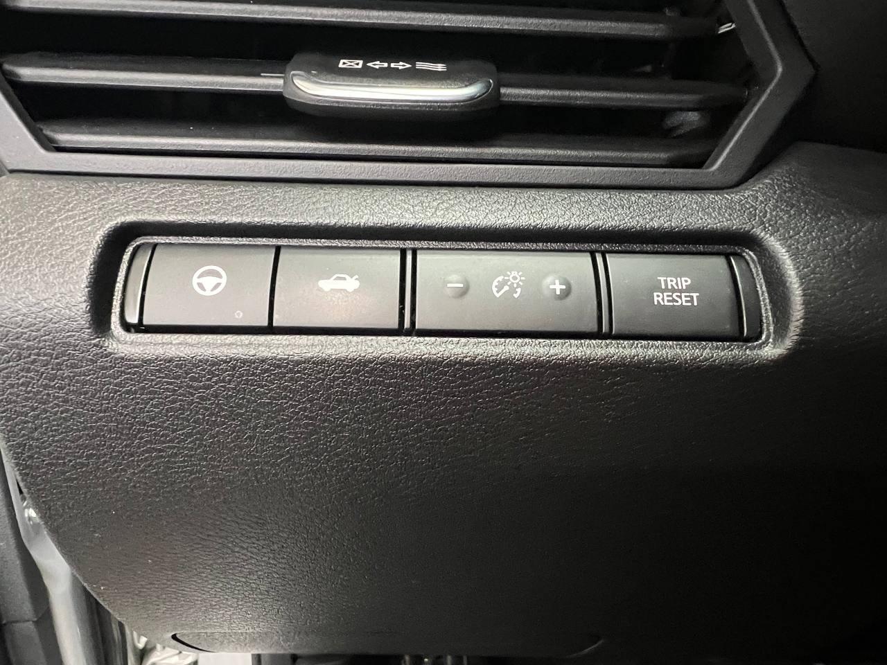 Nissan Altima 2.5 SL Sedan 2023