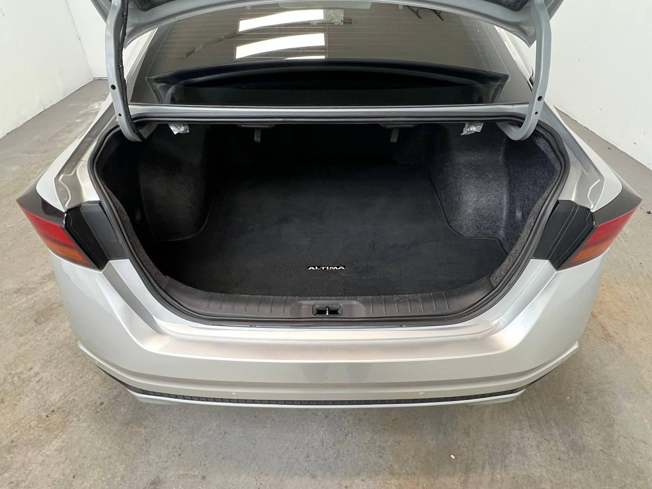 Nissan Altima 2.5 SL Sedan 2023