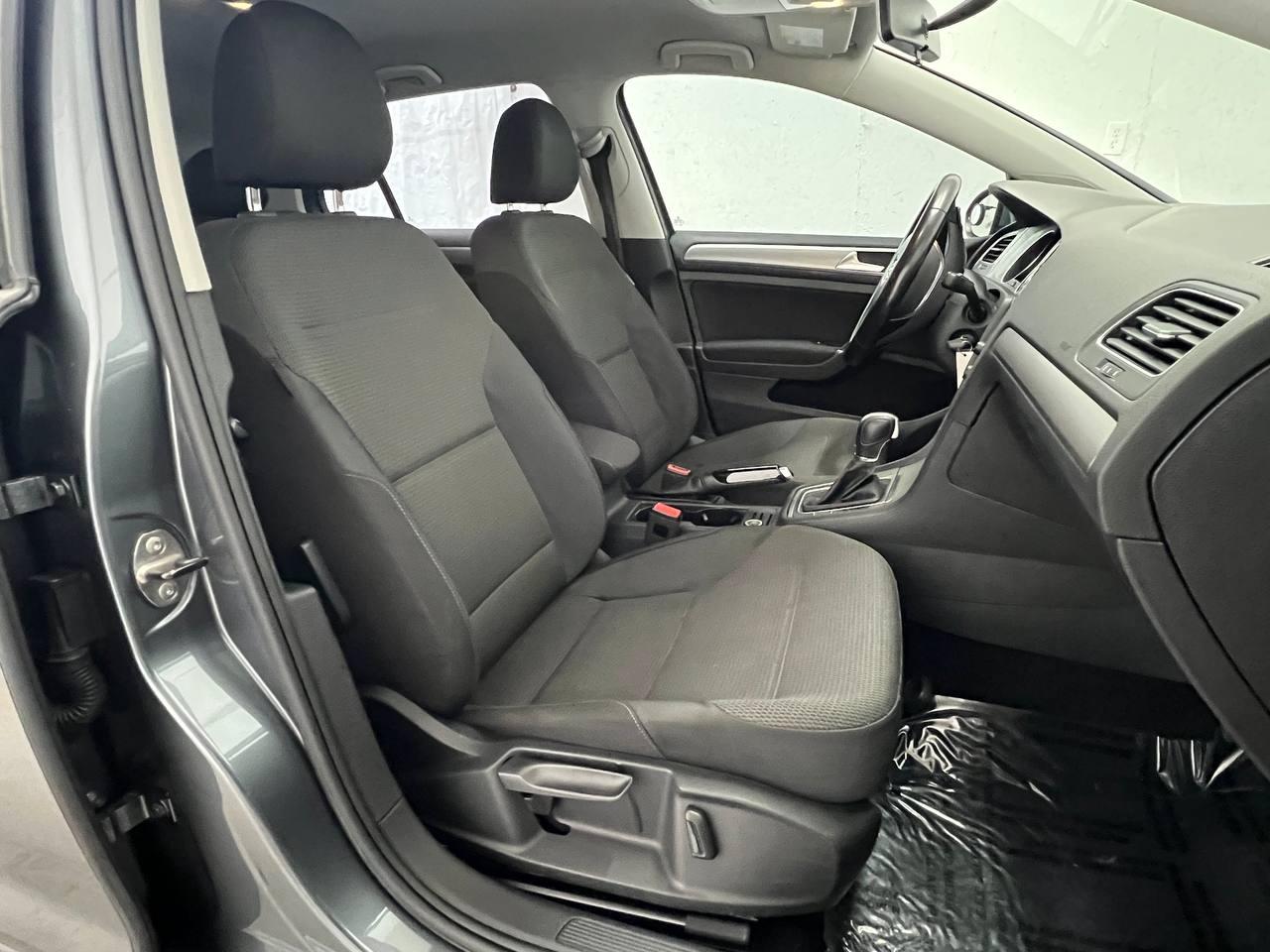 Volkswagen Golf  2017