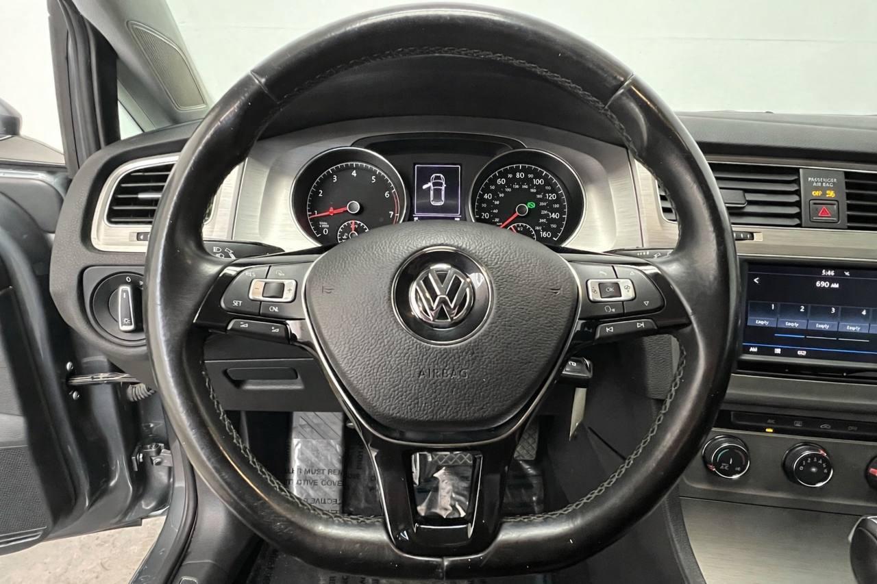 Volkswagen Golf  2017