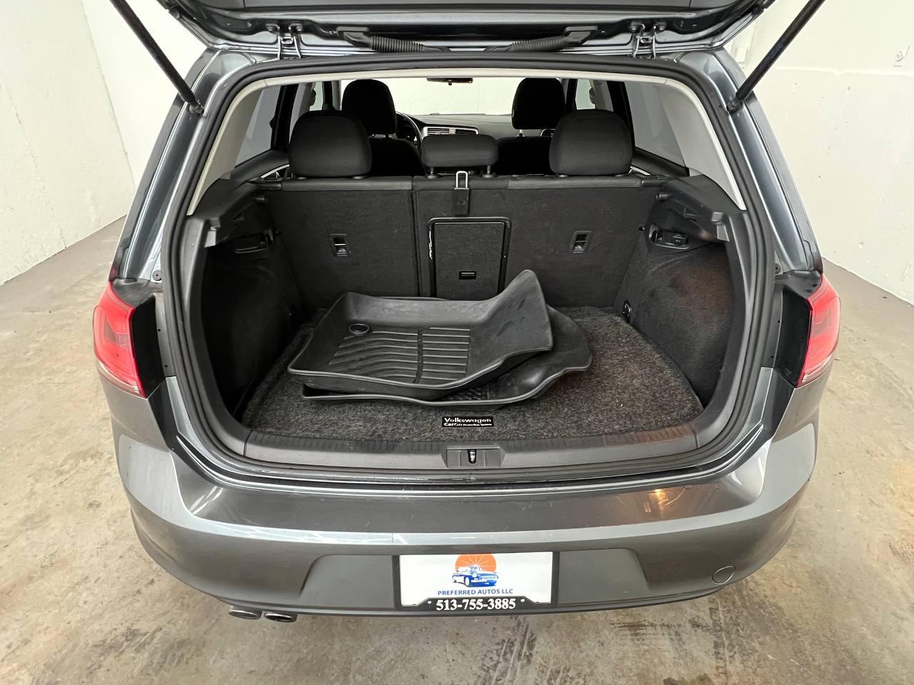 Volkswagen Golf  2017