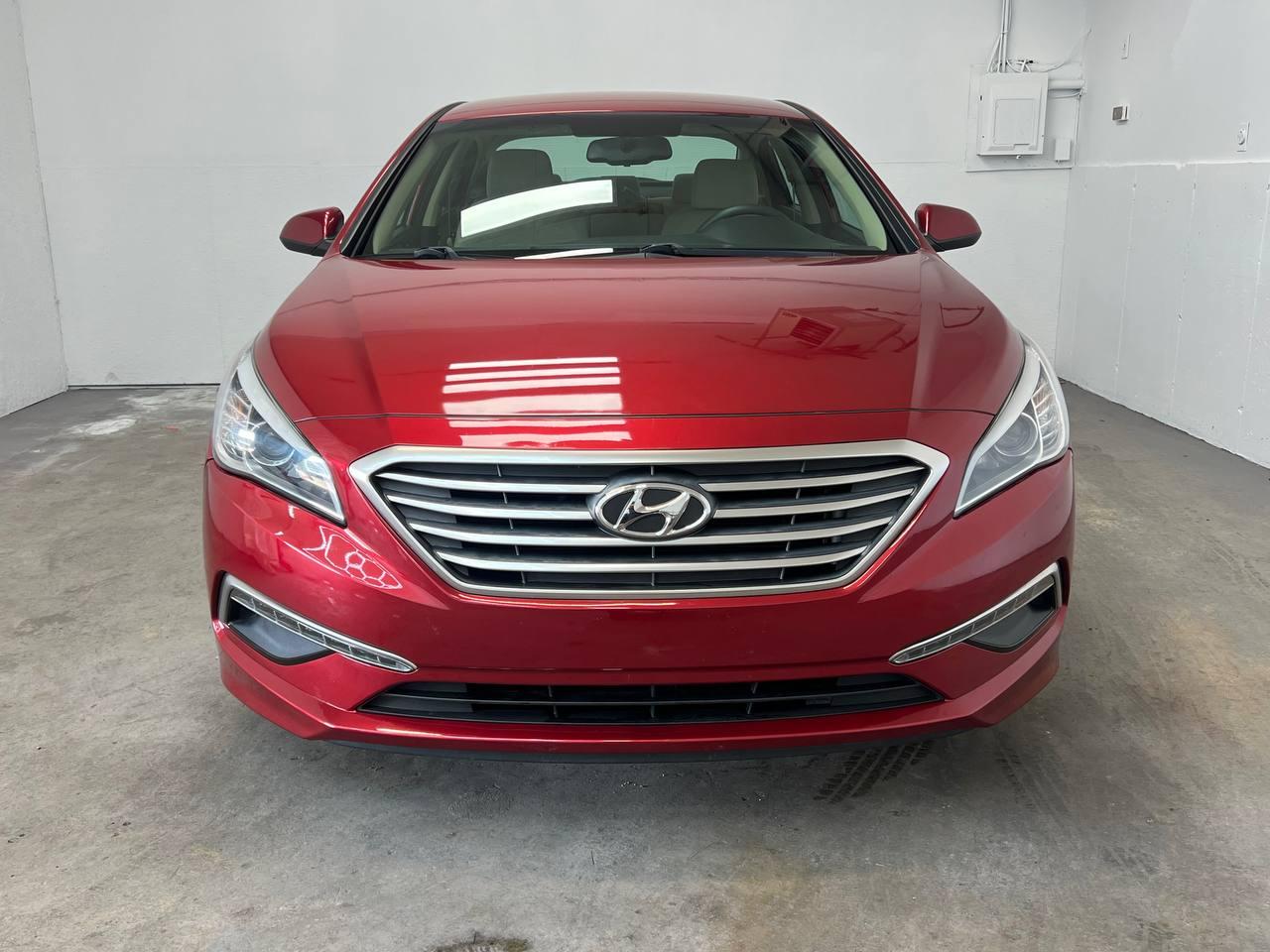 Hyundai Sonata SE 2.4L PZEV 2015