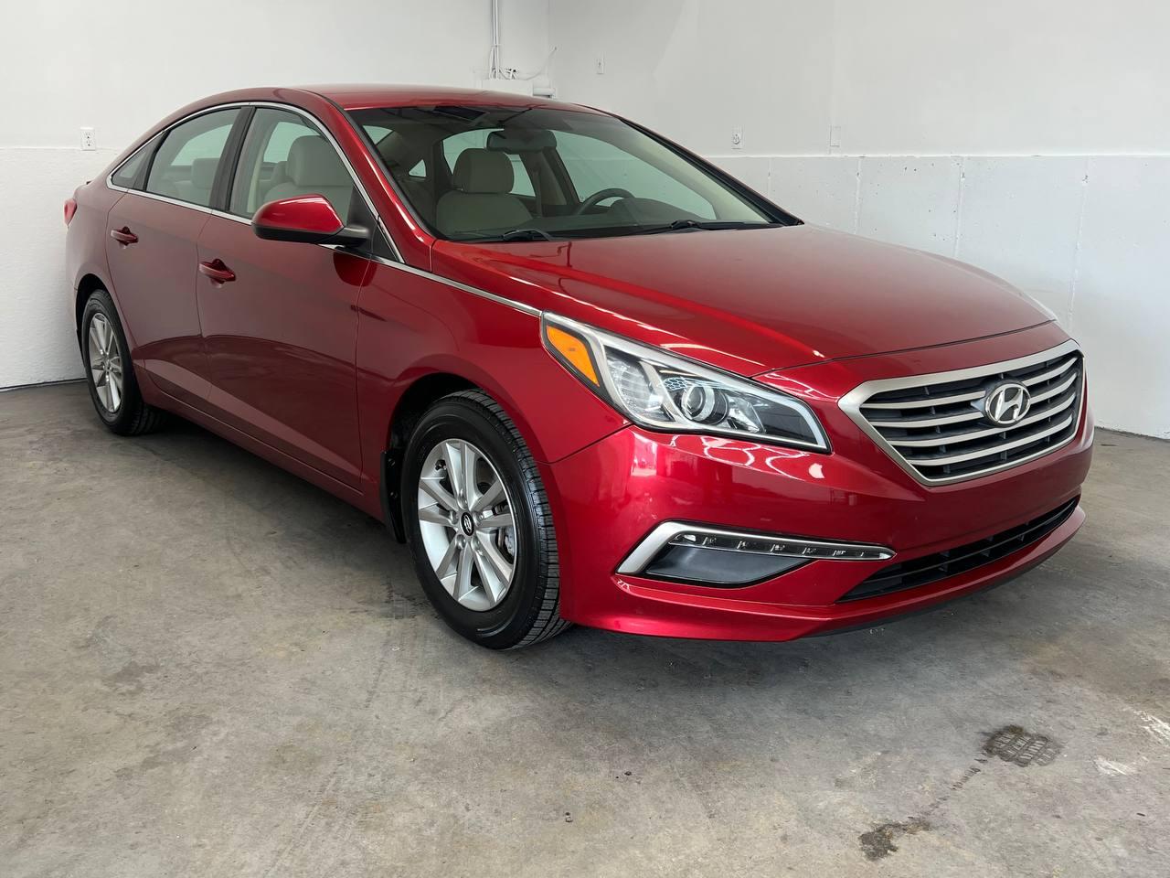 Hyundai Sonata SE 2.4L PZEV 2015